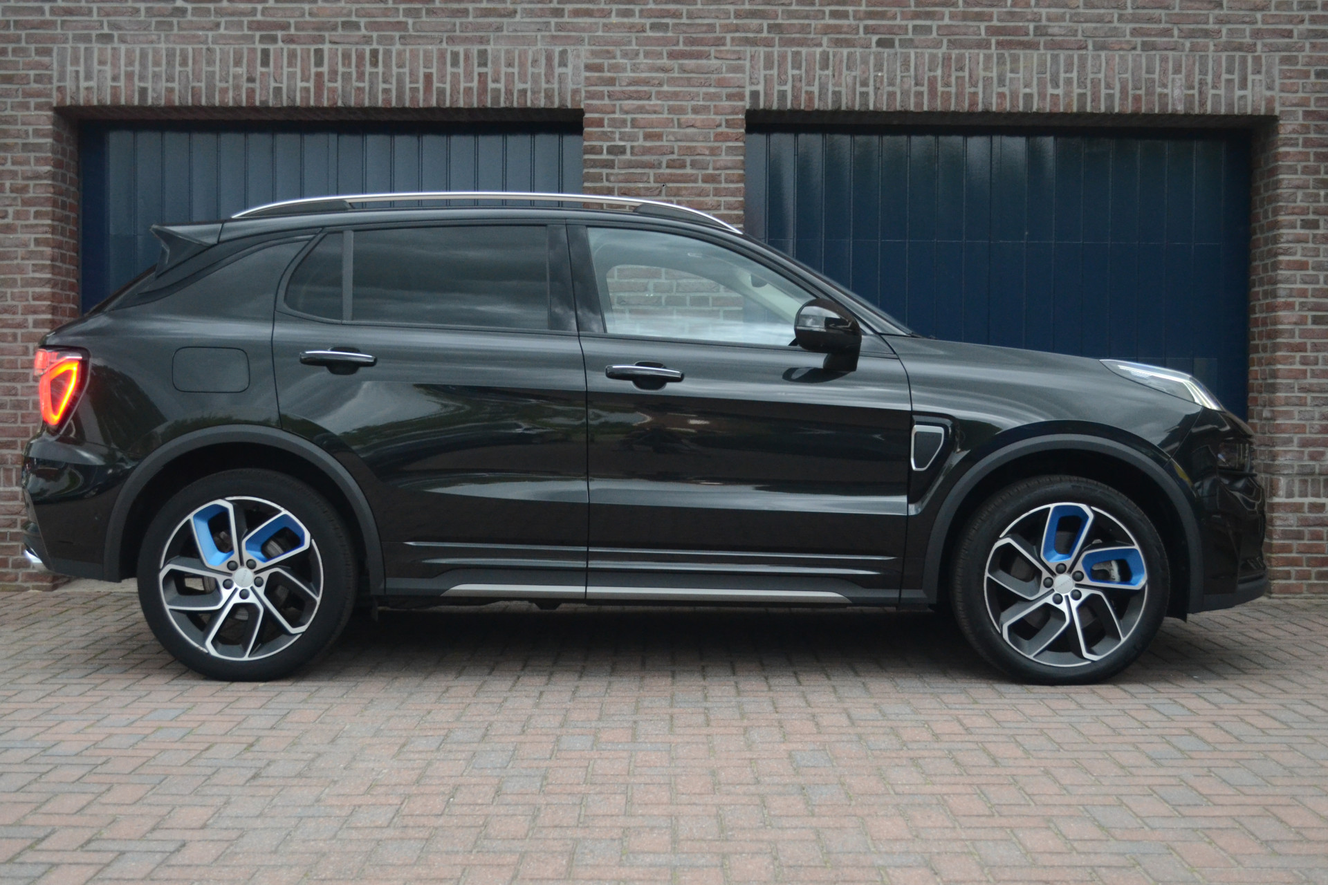 Foto van Lynk&co LYNK & Co 01