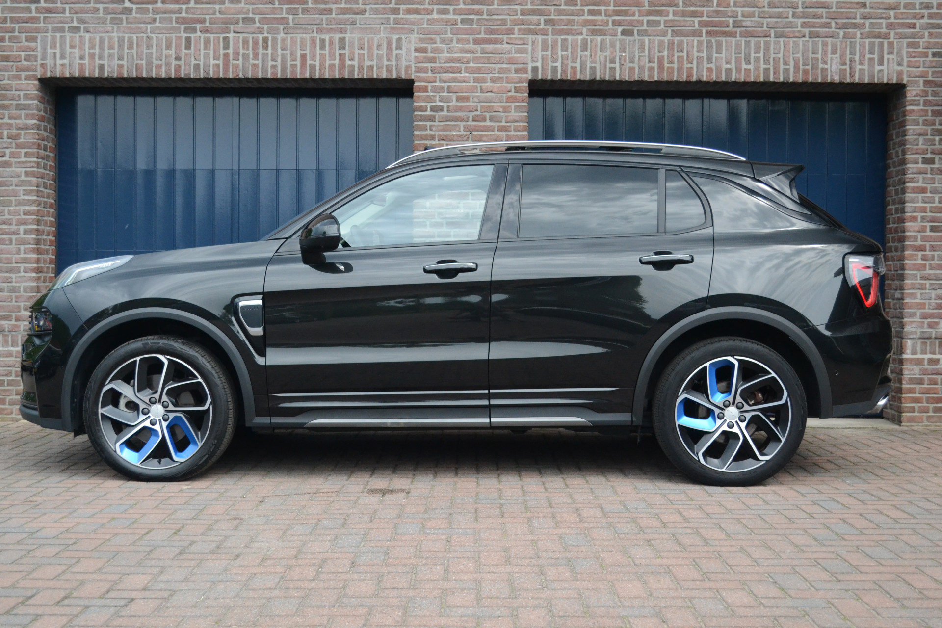 Foto van Lynk&co LYNK & Co 01