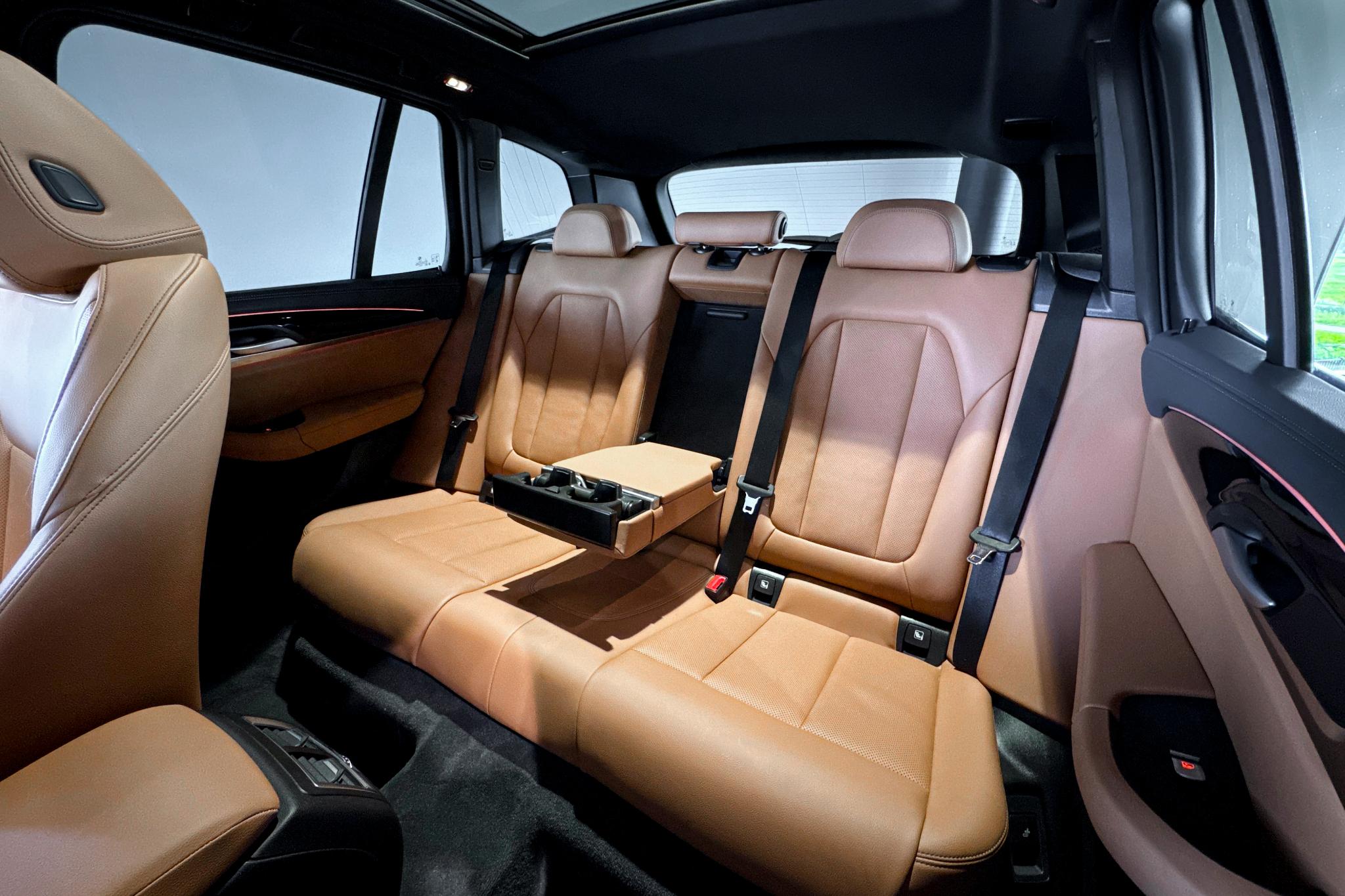 Foto van BMW Ix3