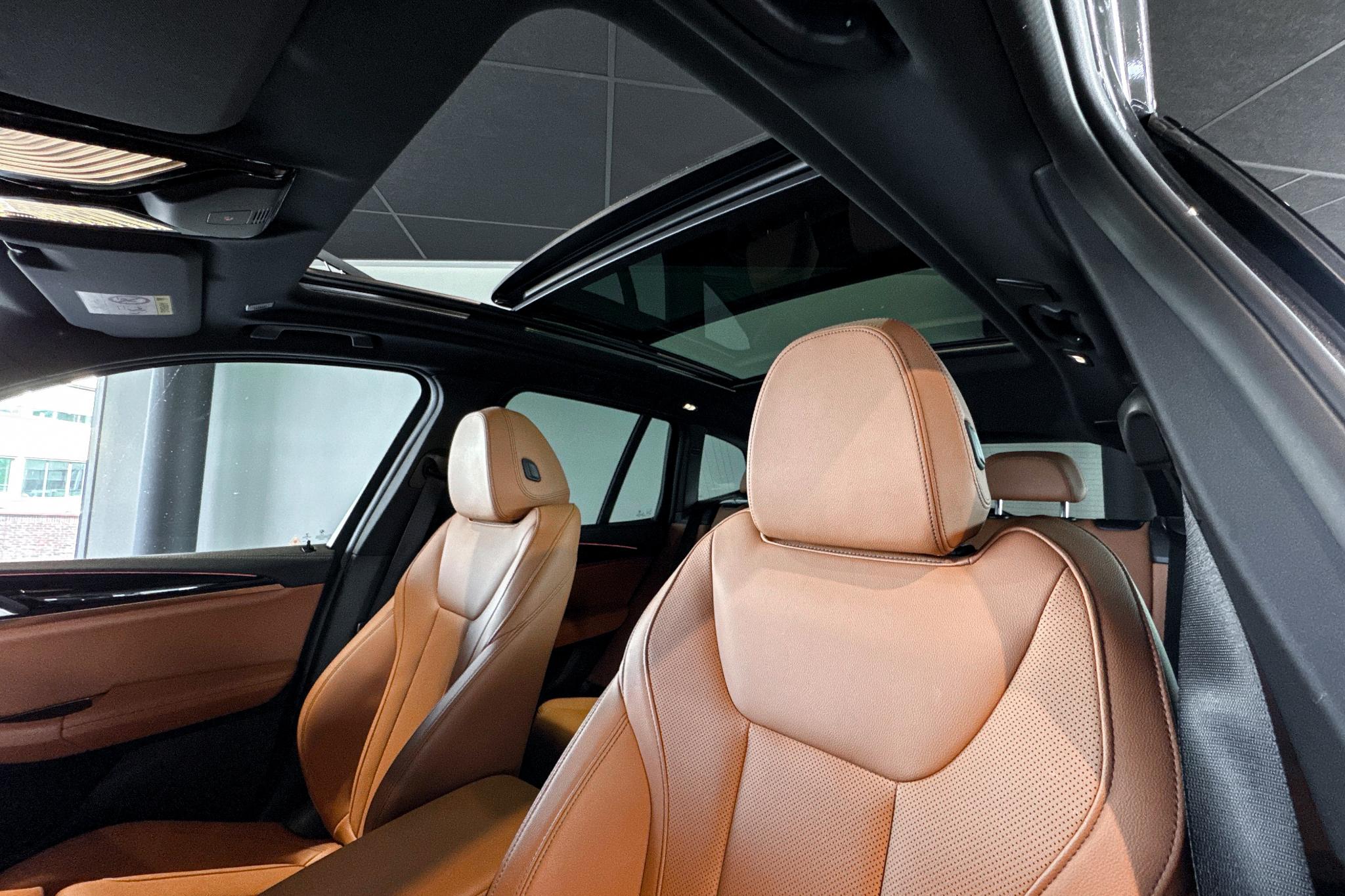 Foto van BMW Ix3