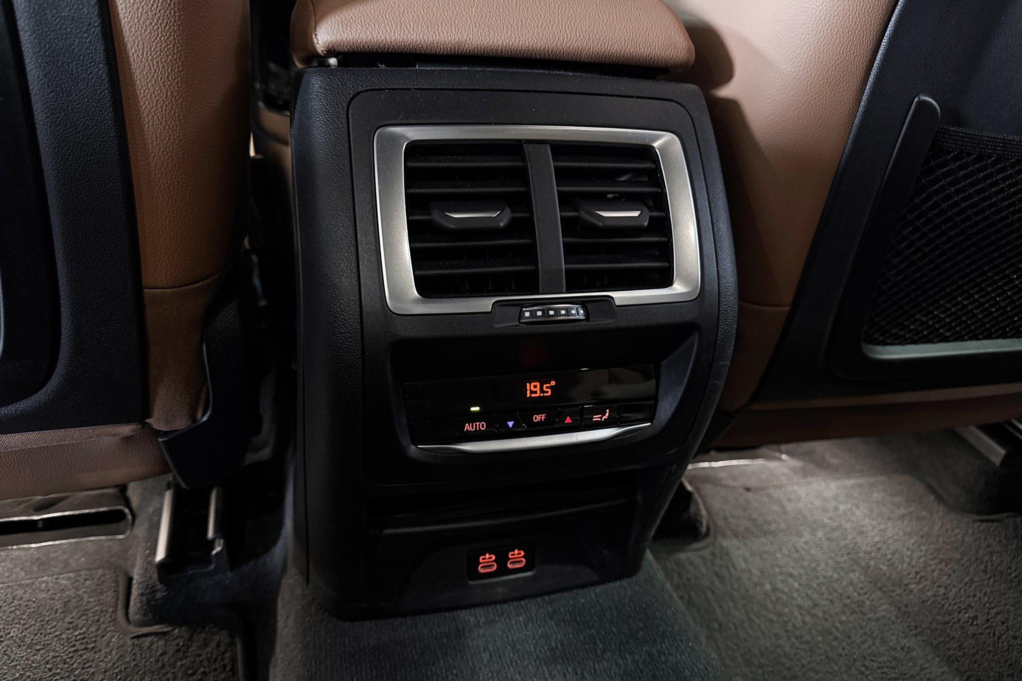 Foto van BMW Ix3