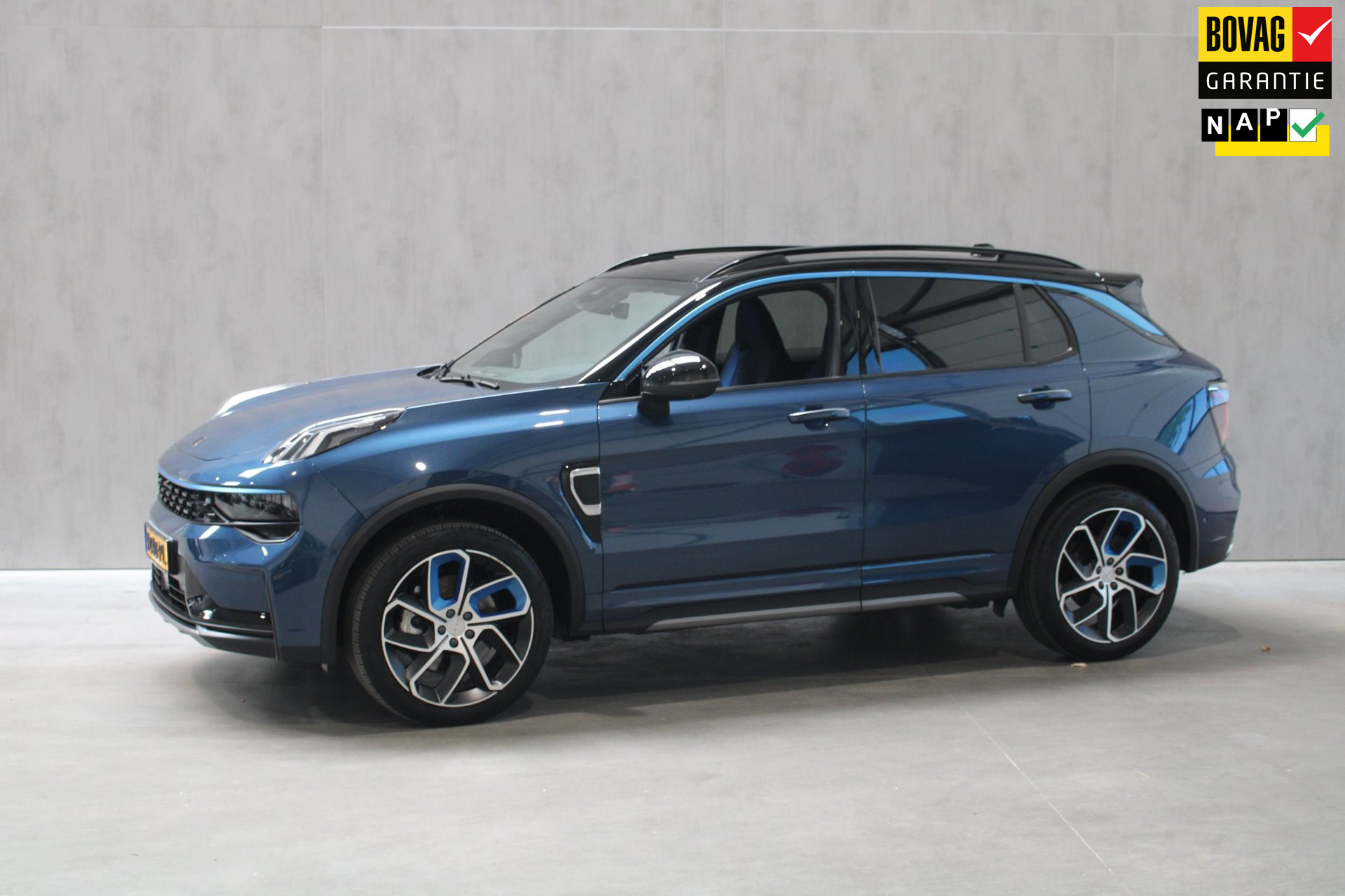 Lynk&co LYNK & Co 01 1.5 NL Auto/Zwarte hemel/Rijklaar/Trekhaak Afneembaar/Prijs is rijklaar 2024 - voorkant