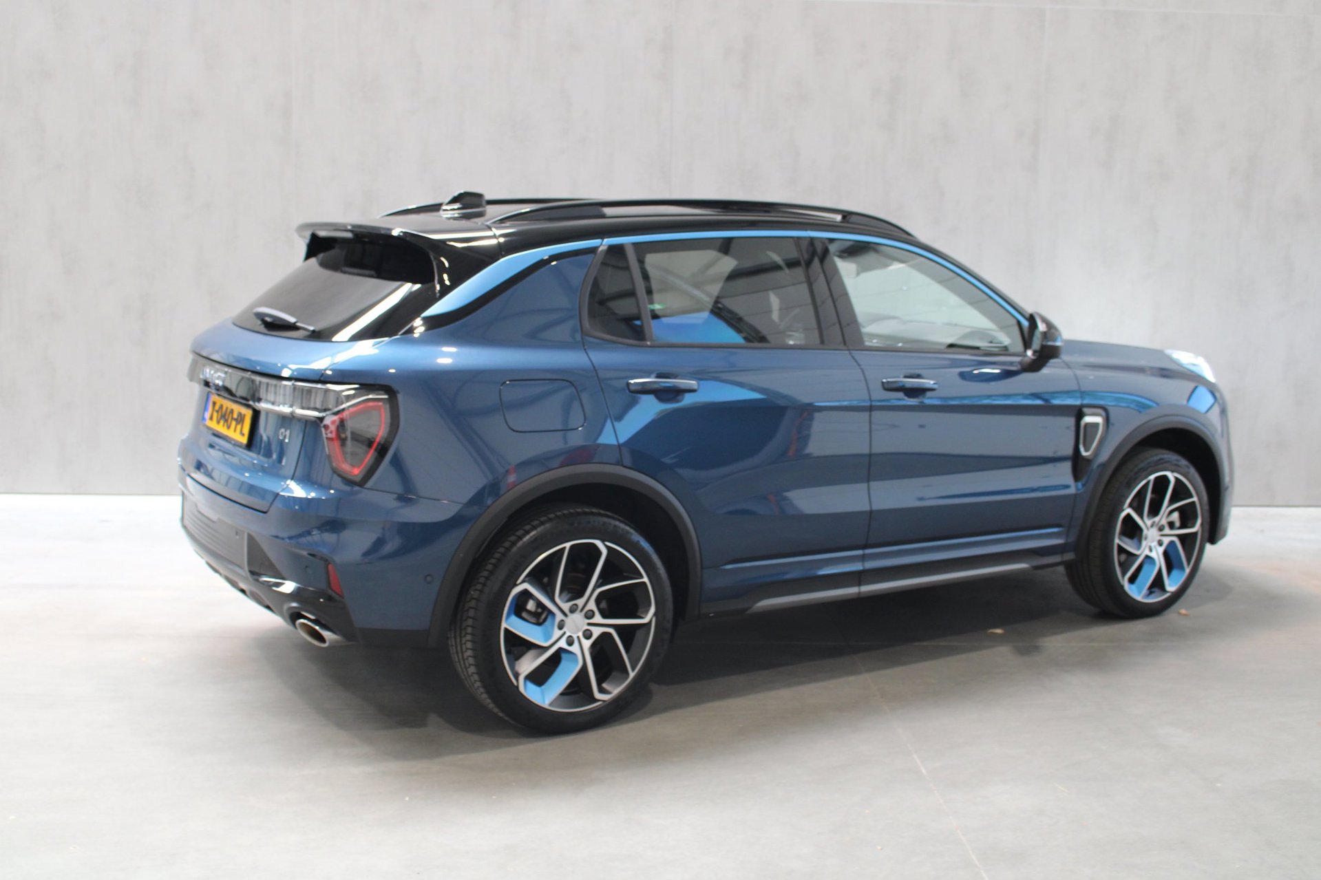 Foto van Lynk&co LYNK & Co 01