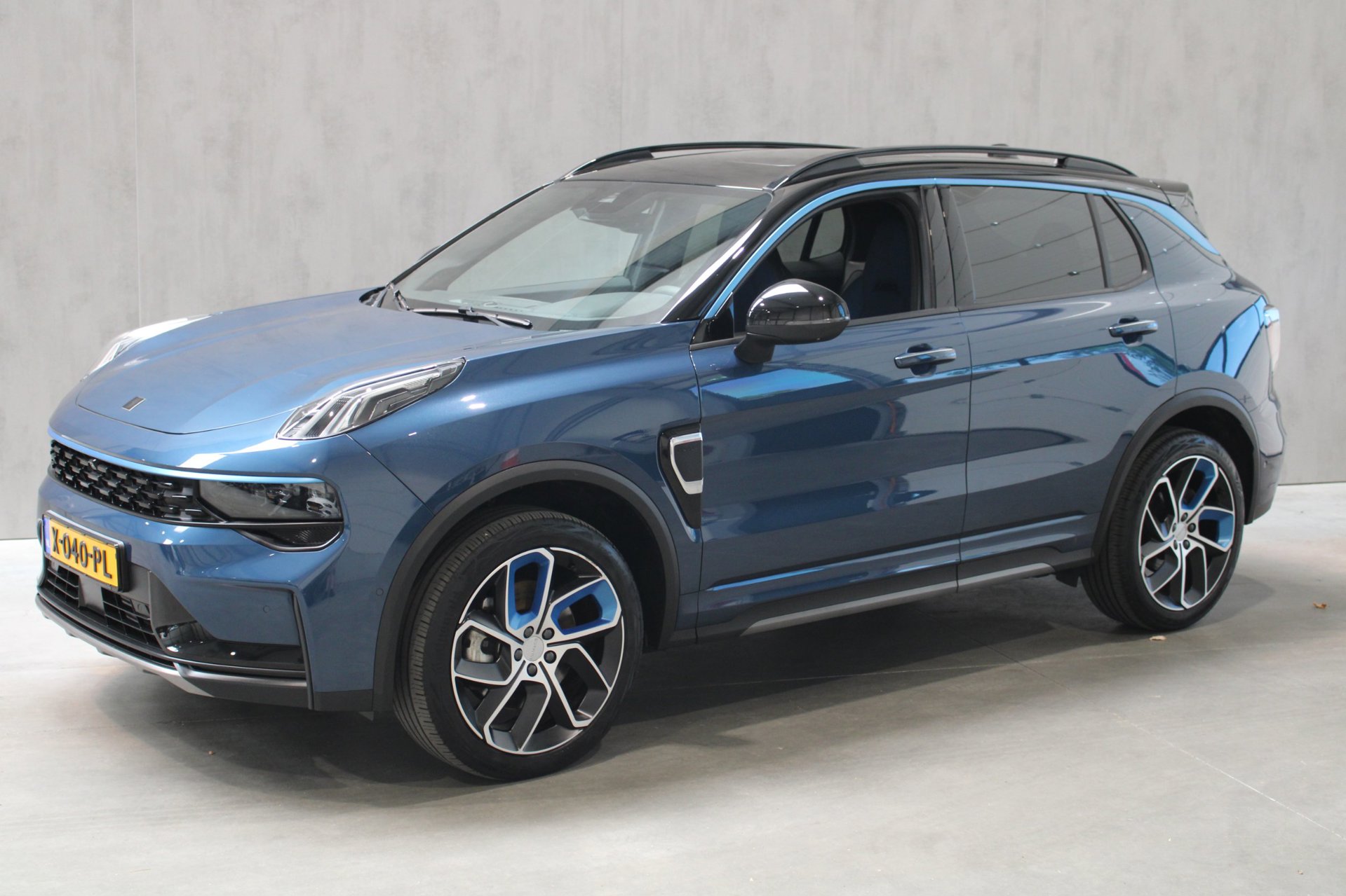 Foto van Lynk&co LYNK & Co 01