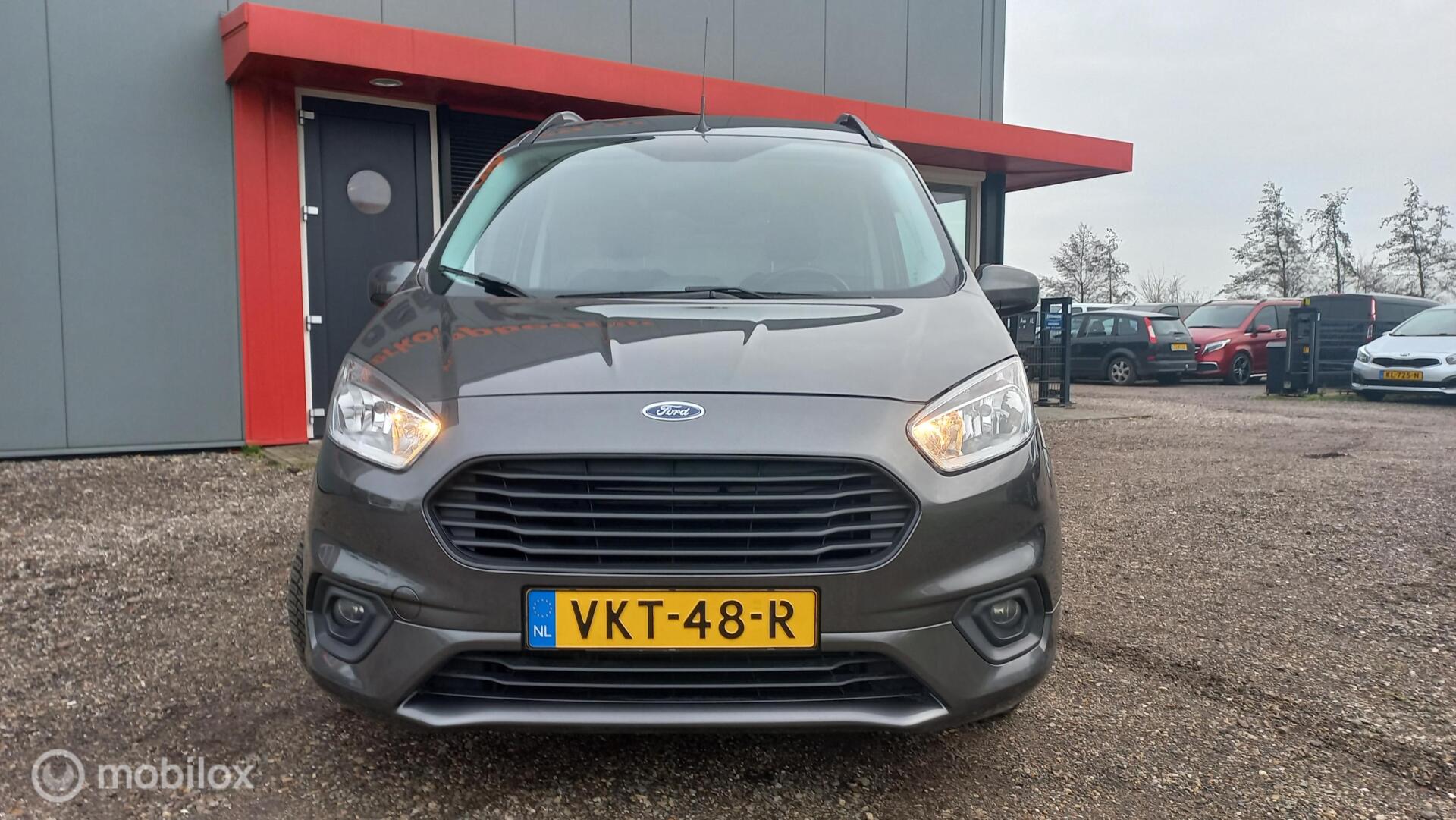 Foto van Ford Transit Courier