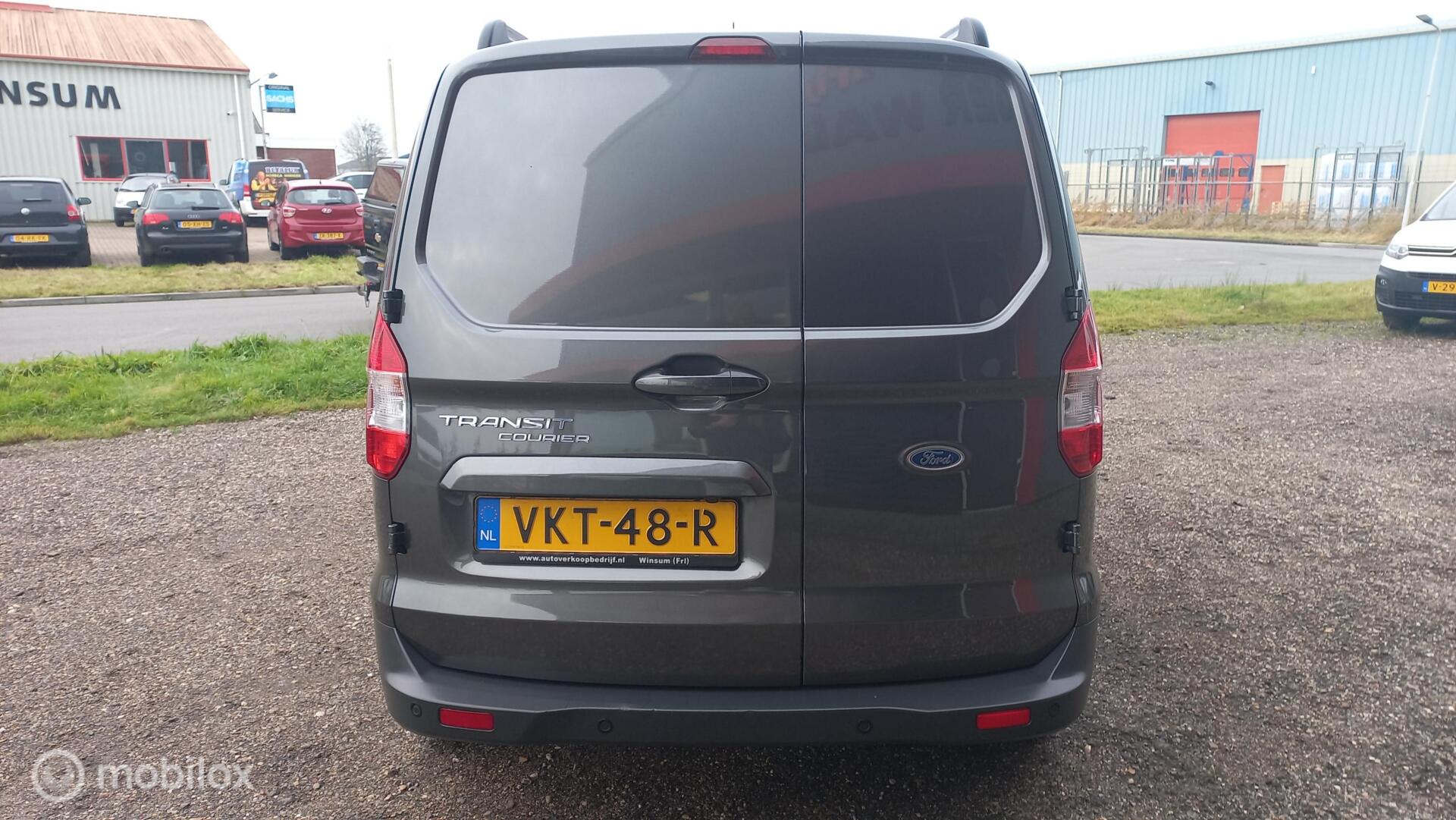 Foto van Ford Transit Courier