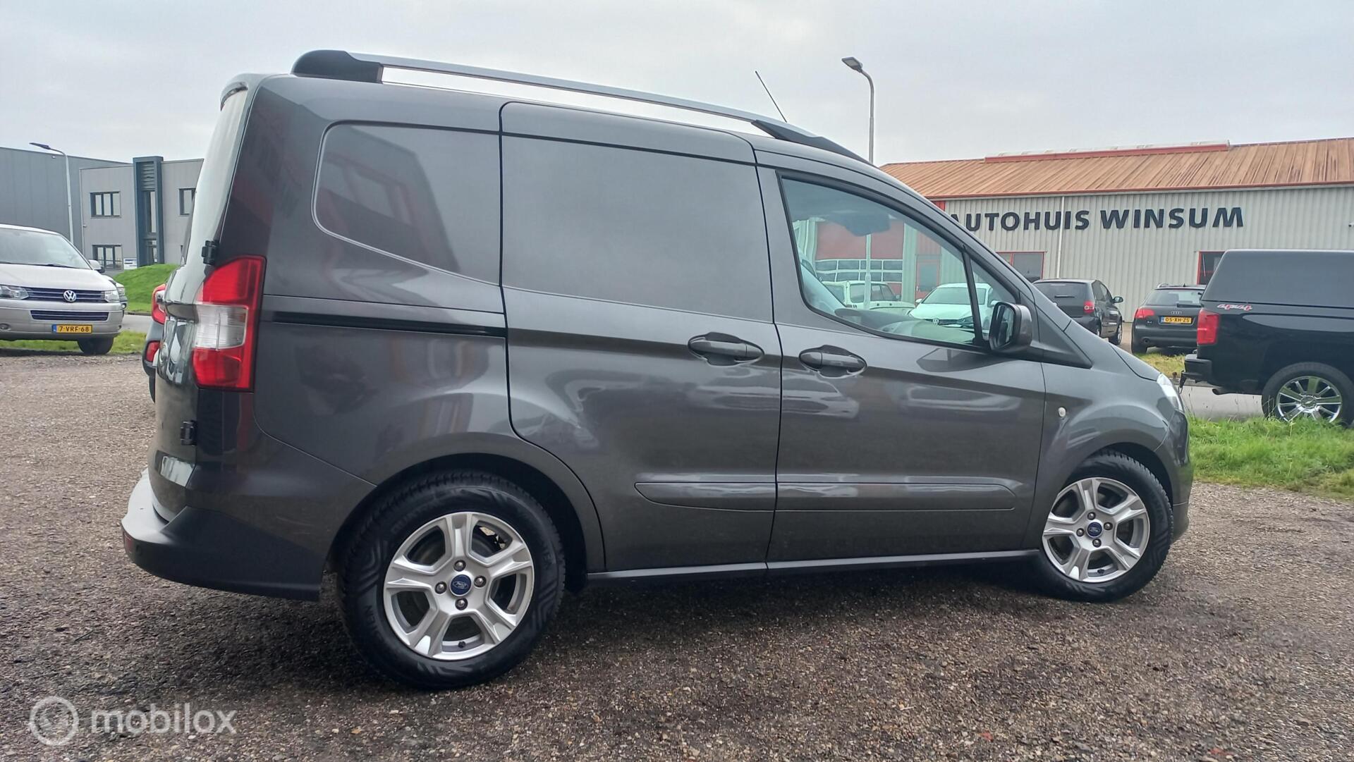 Foto van Ford Transit Courier