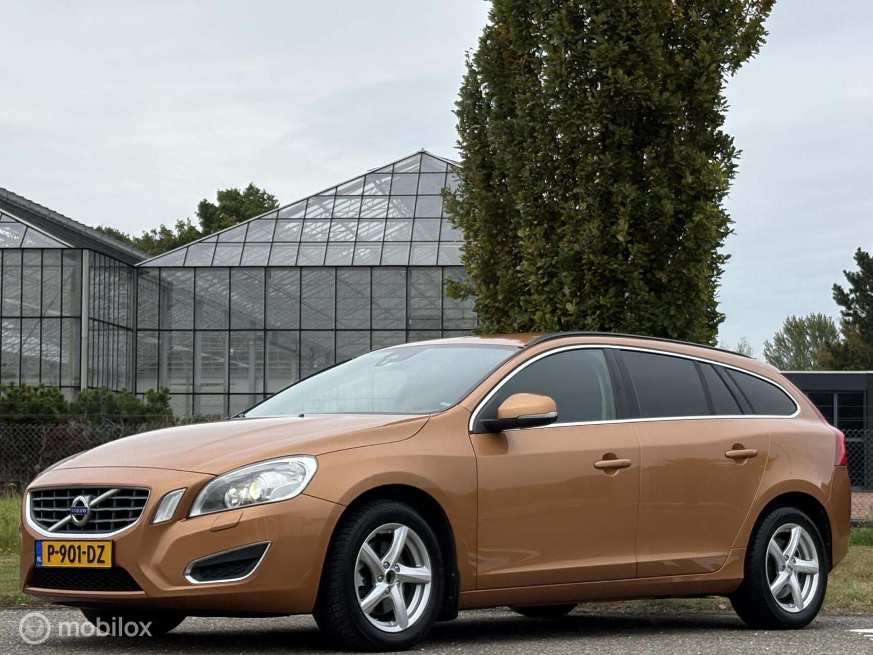 Volvo V60 2.0 T5 – 241pk | Cruise Control - Trekhaak - 2011 - voorkant