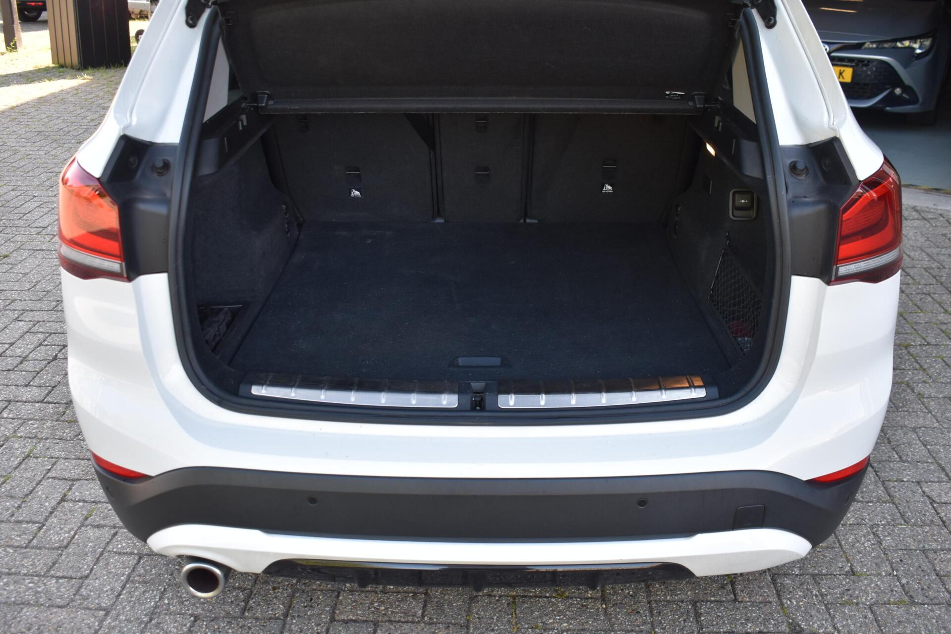 Foto van BMW X1 Xdrive25e