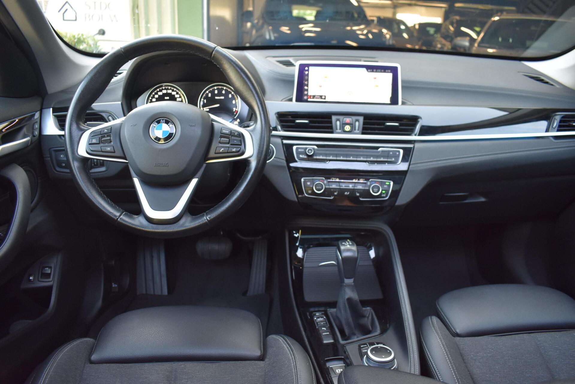 Foto van BMW X1 Xdrive25e