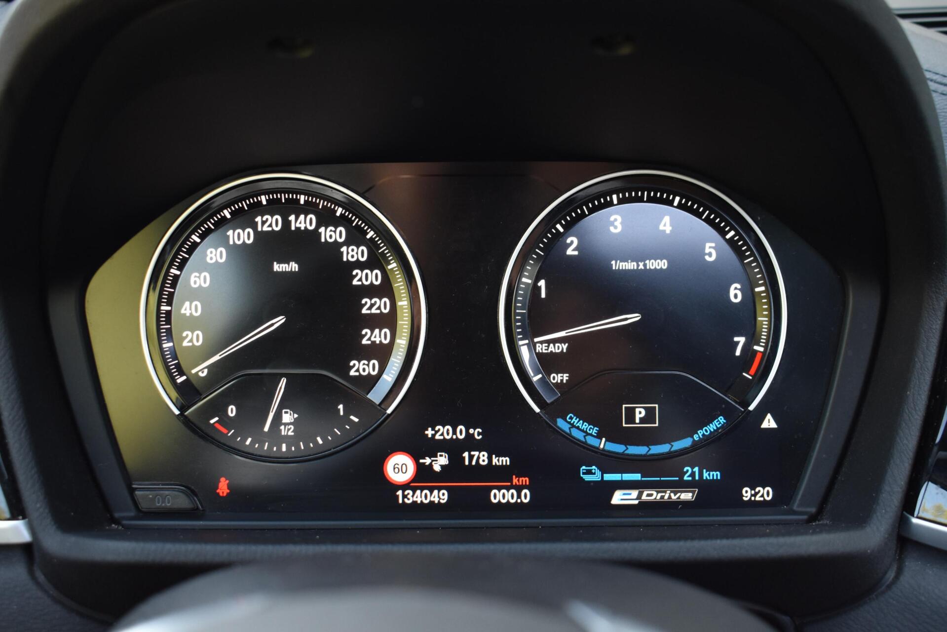 Foto van BMW X1 Xdrive25e