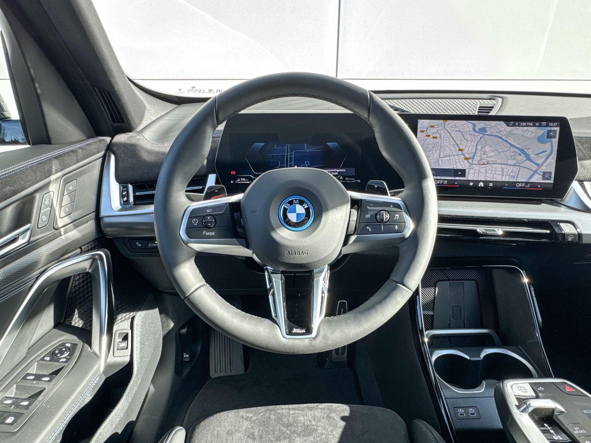 Foto van BMW X1 Xdrive25e