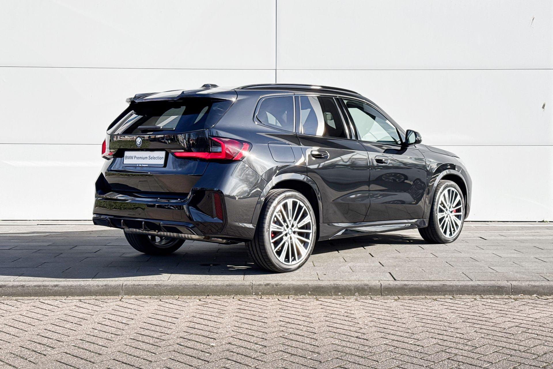 Foto van BMW X1 Xdrive25e