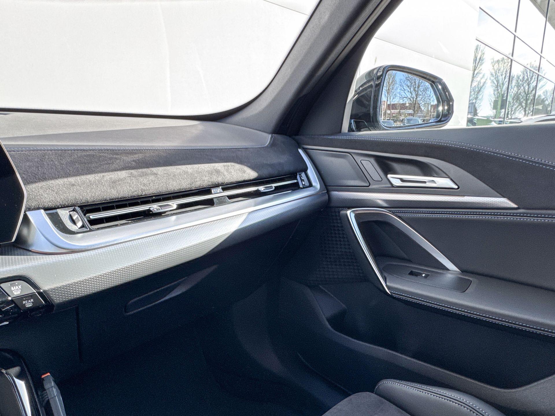 Foto van BMW X1 Xdrive25e