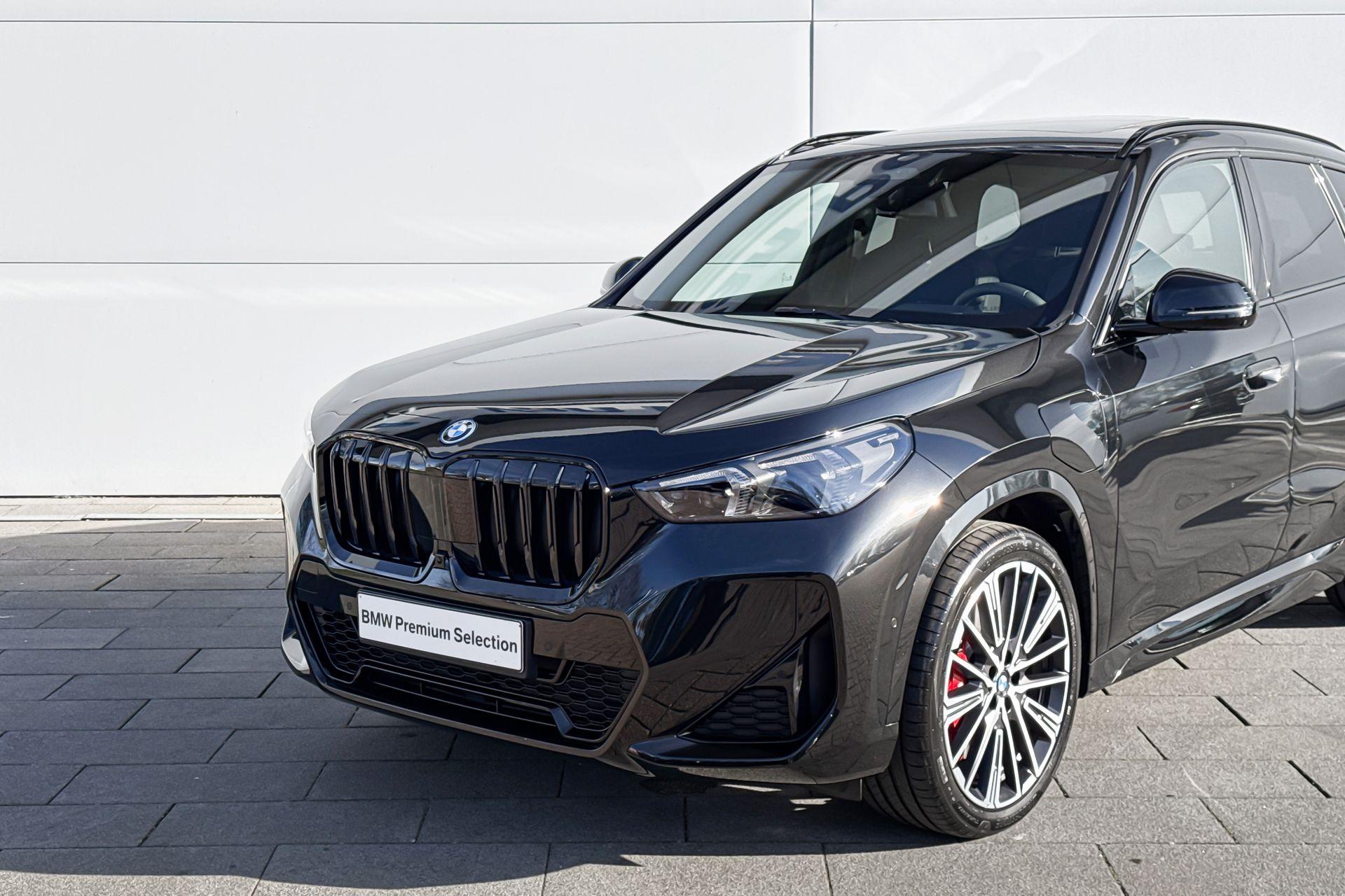 Foto van BMW X1 Xdrive25e