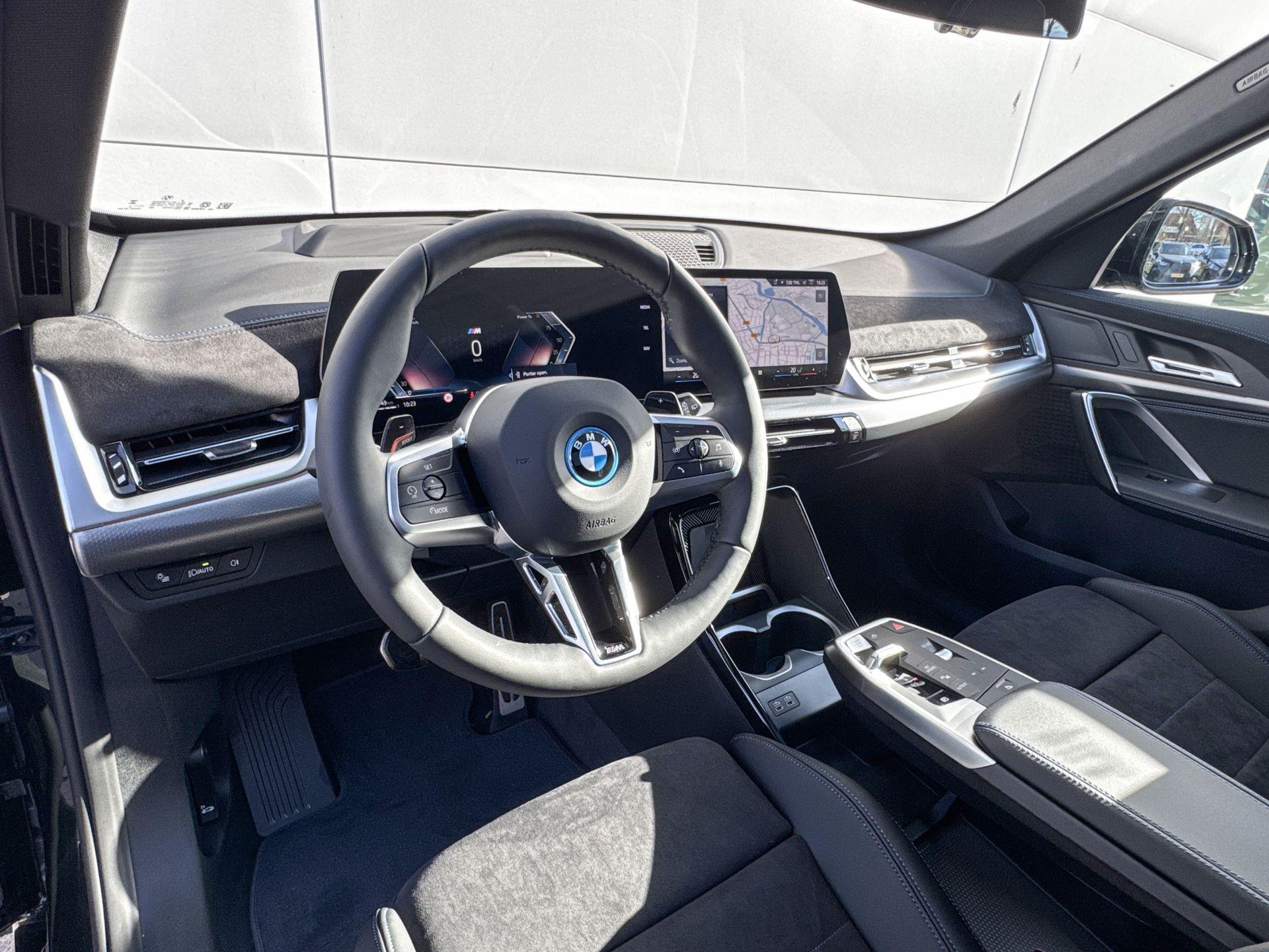 Foto van BMW X1 Xdrive25e