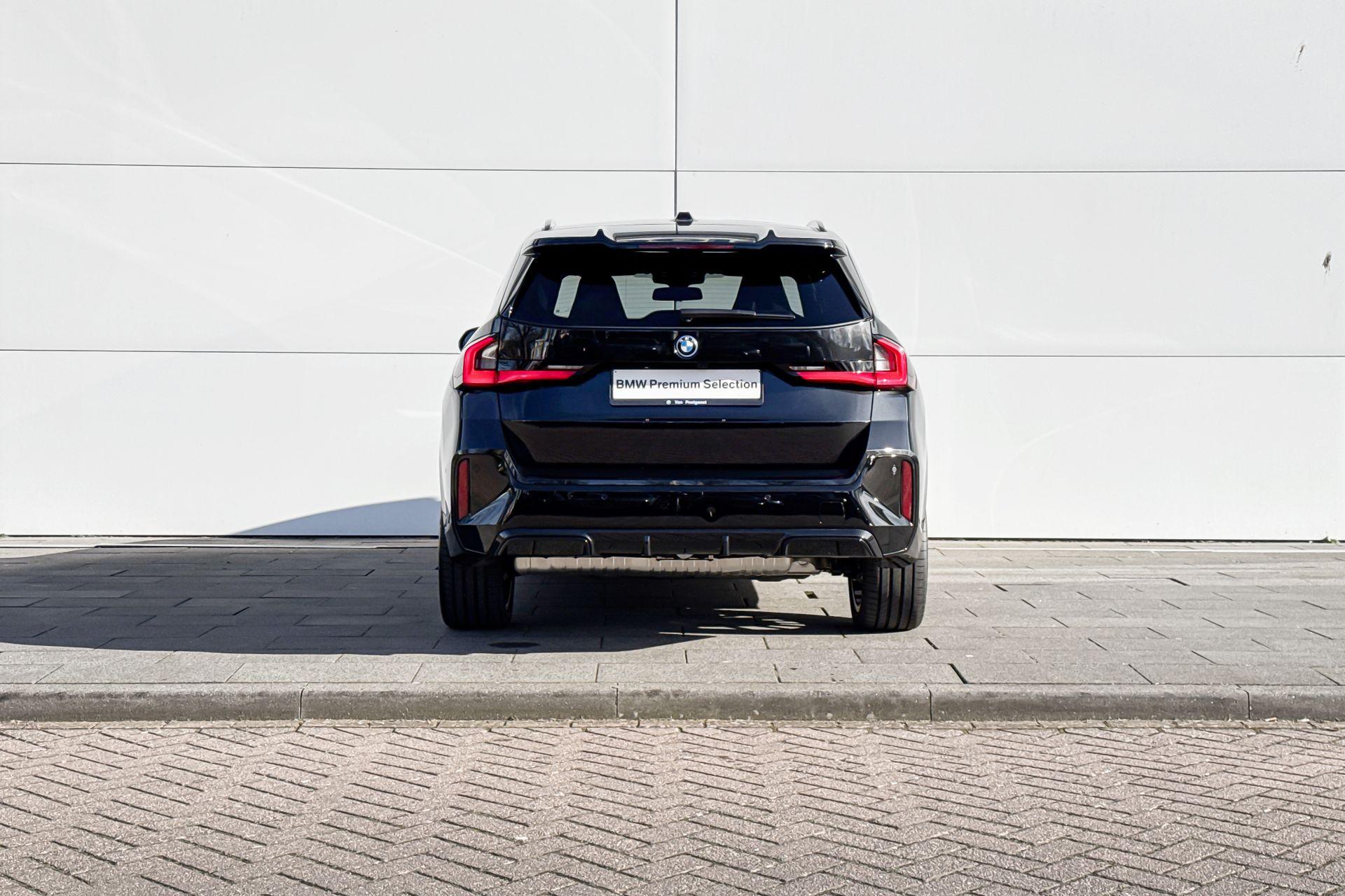 Foto van BMW X1 Xdrive25e