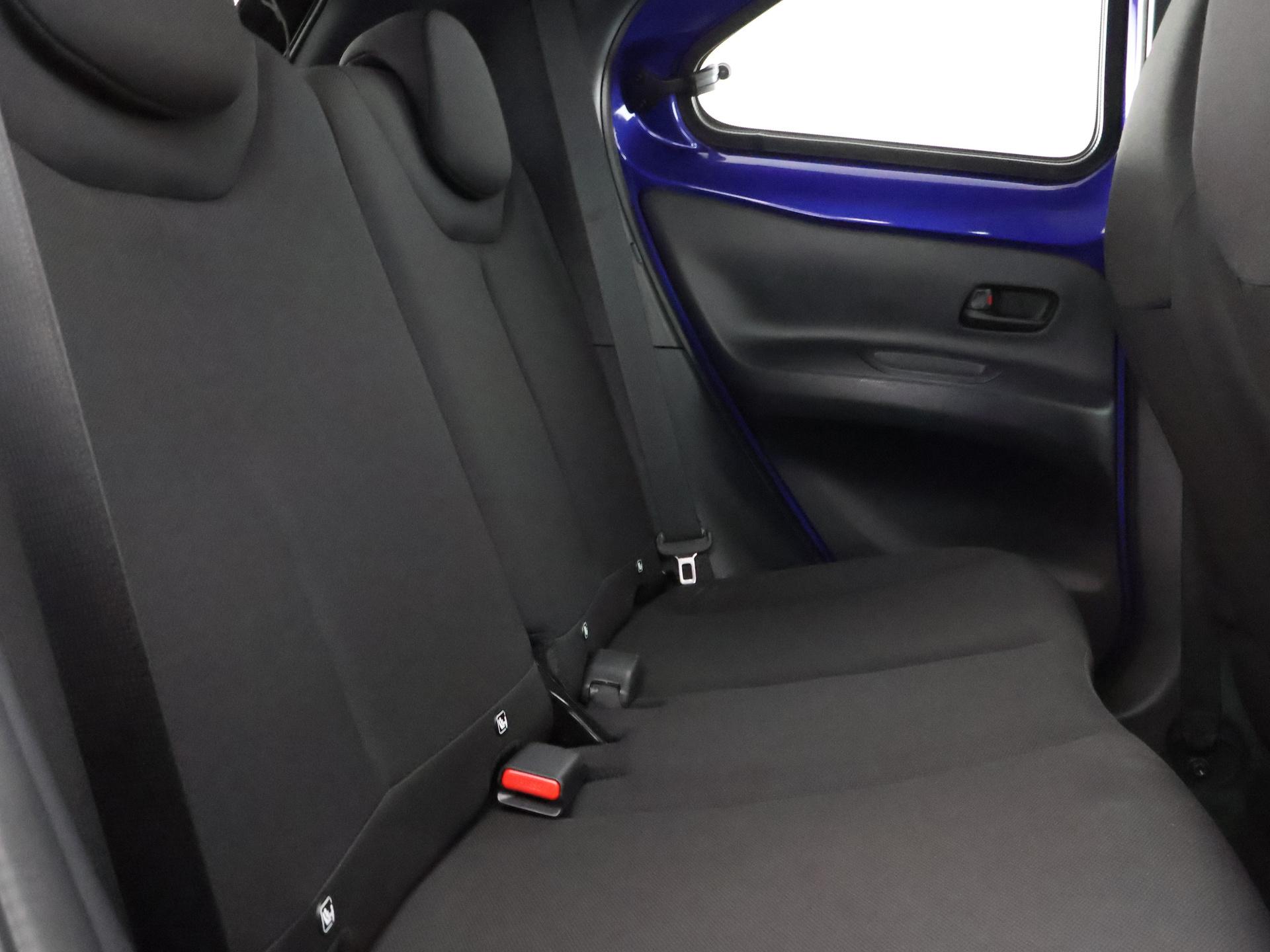 Foto van Toyota Toyota Aygo X