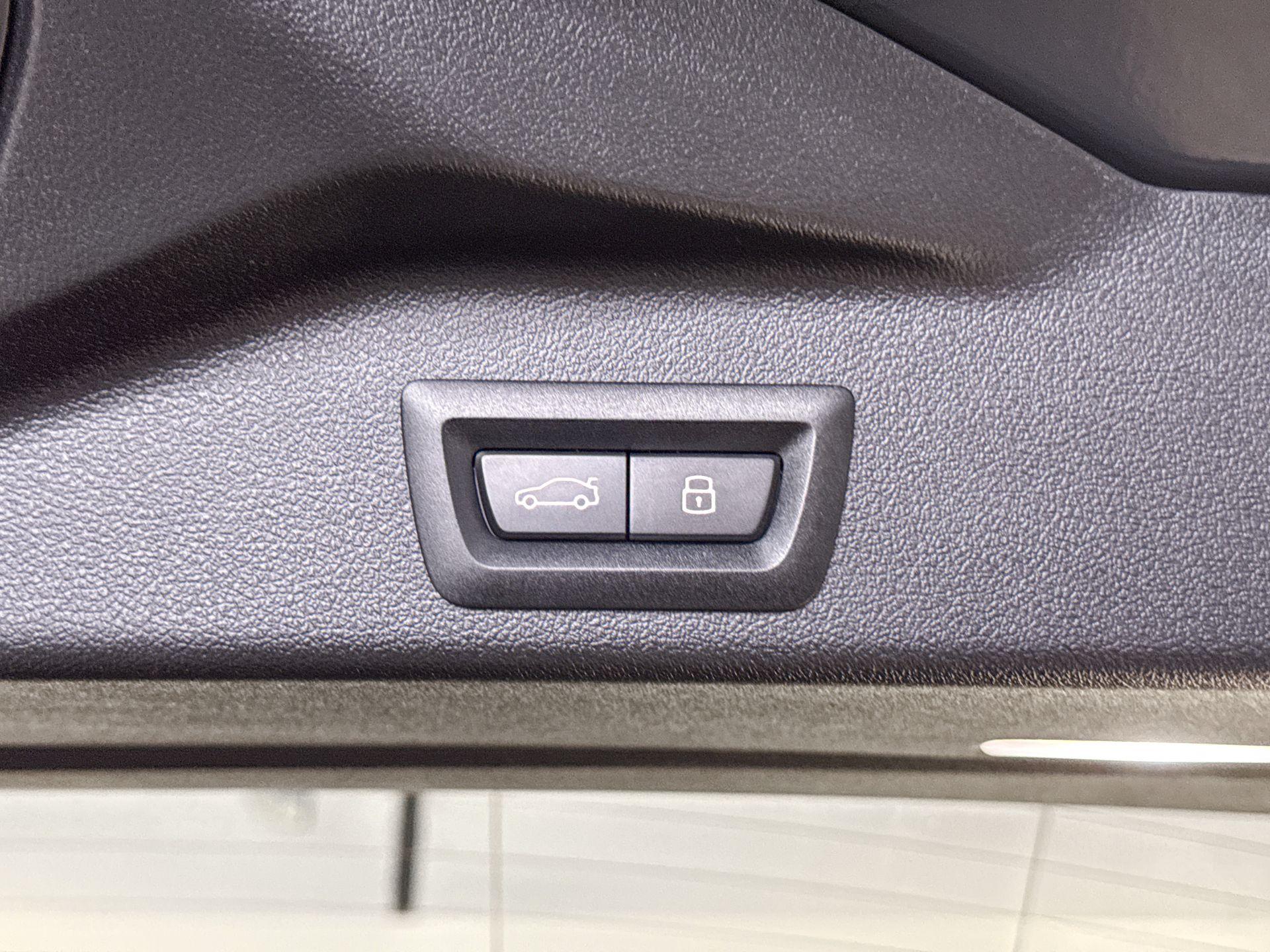 Foto van BMW X5 Xdrive50e
