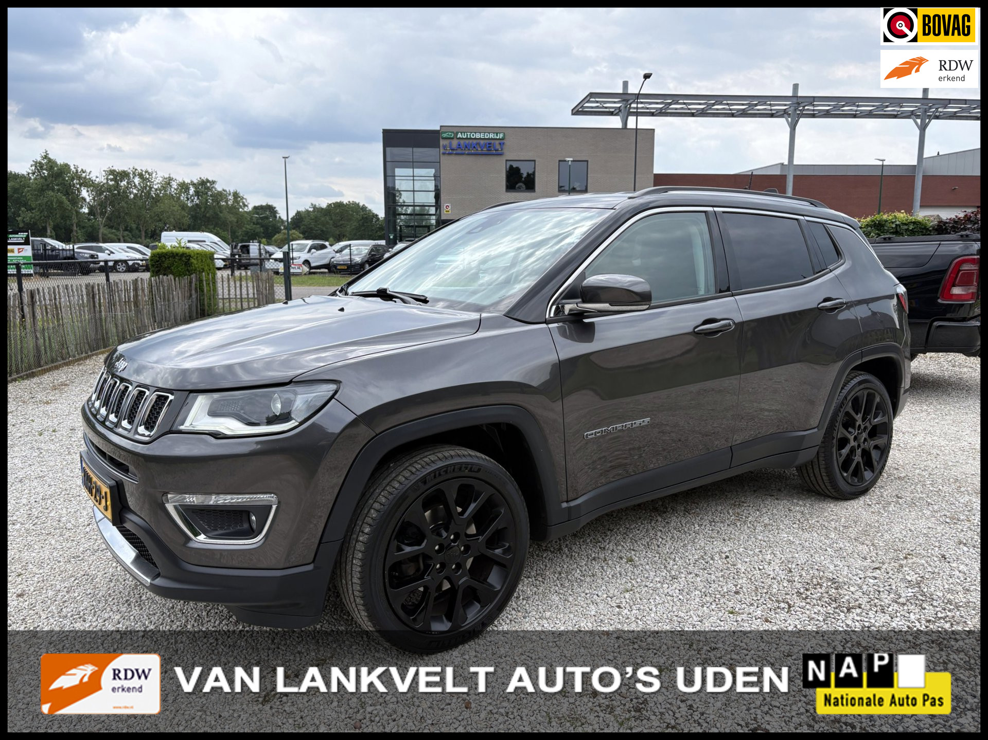 Foto van JEEP COMPASS