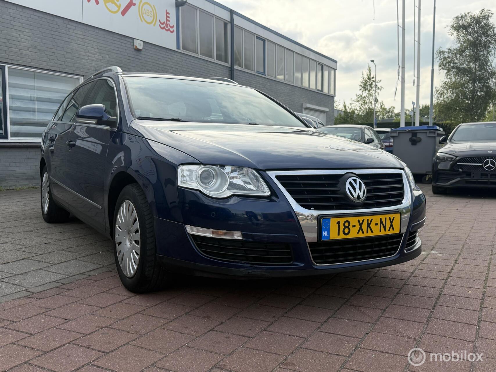 Volkswagen Passat 1.6 FSI Comfortline Business 2007 - voorkant