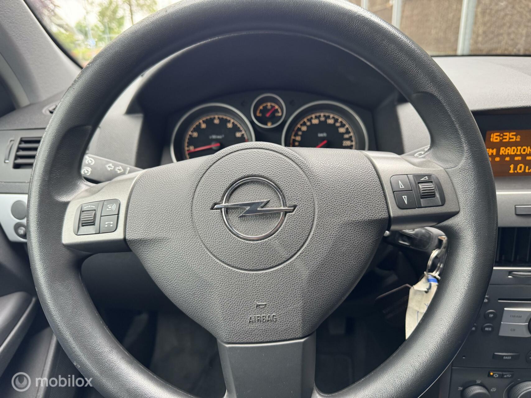 Foto van Opel Astra