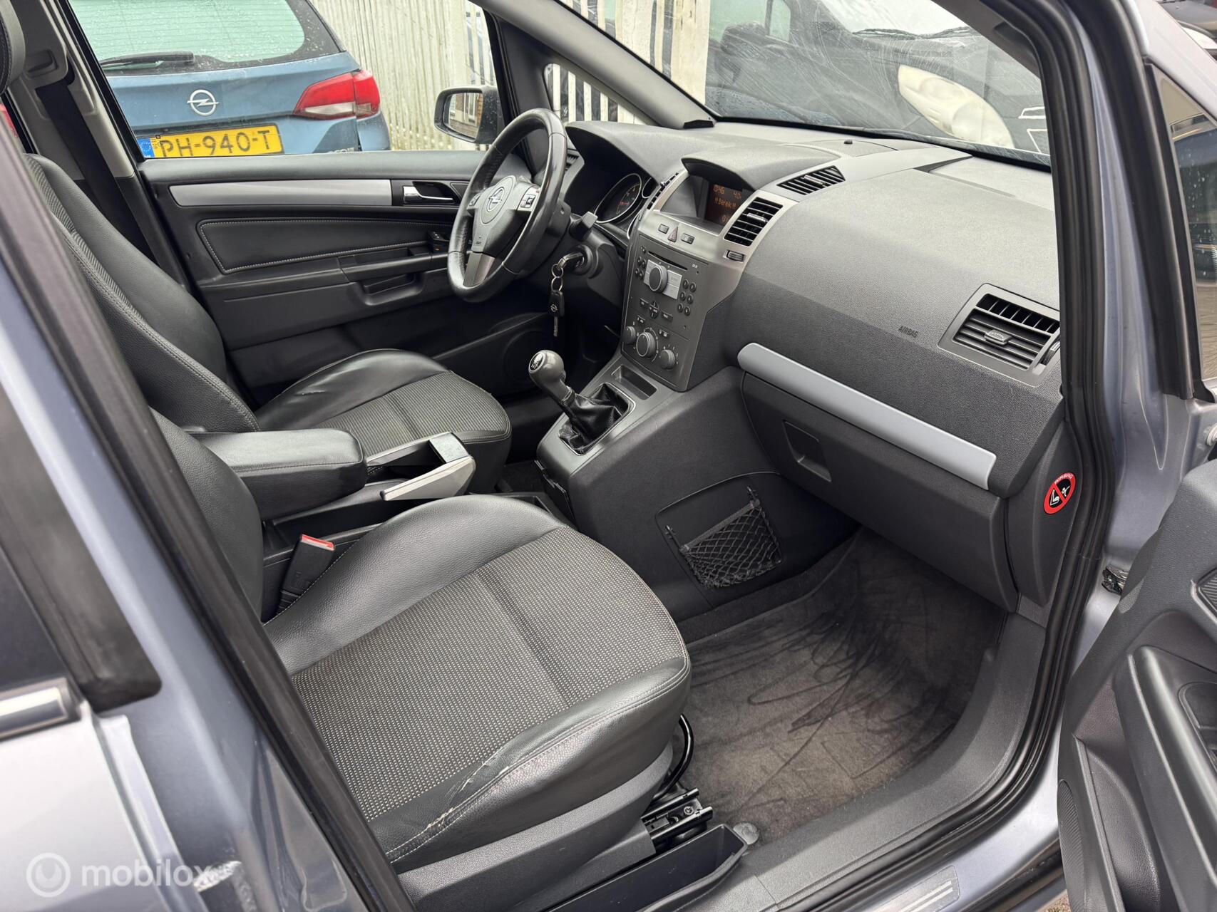 Foto van Opel Zafira