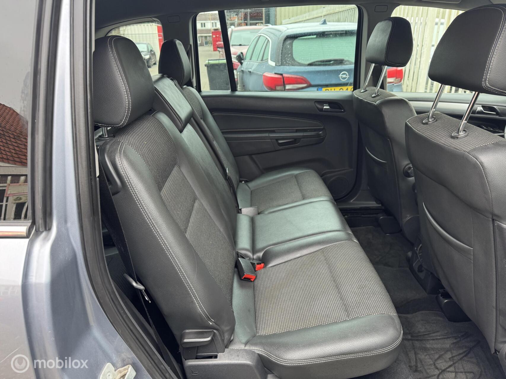 Foto van Opel Zafira