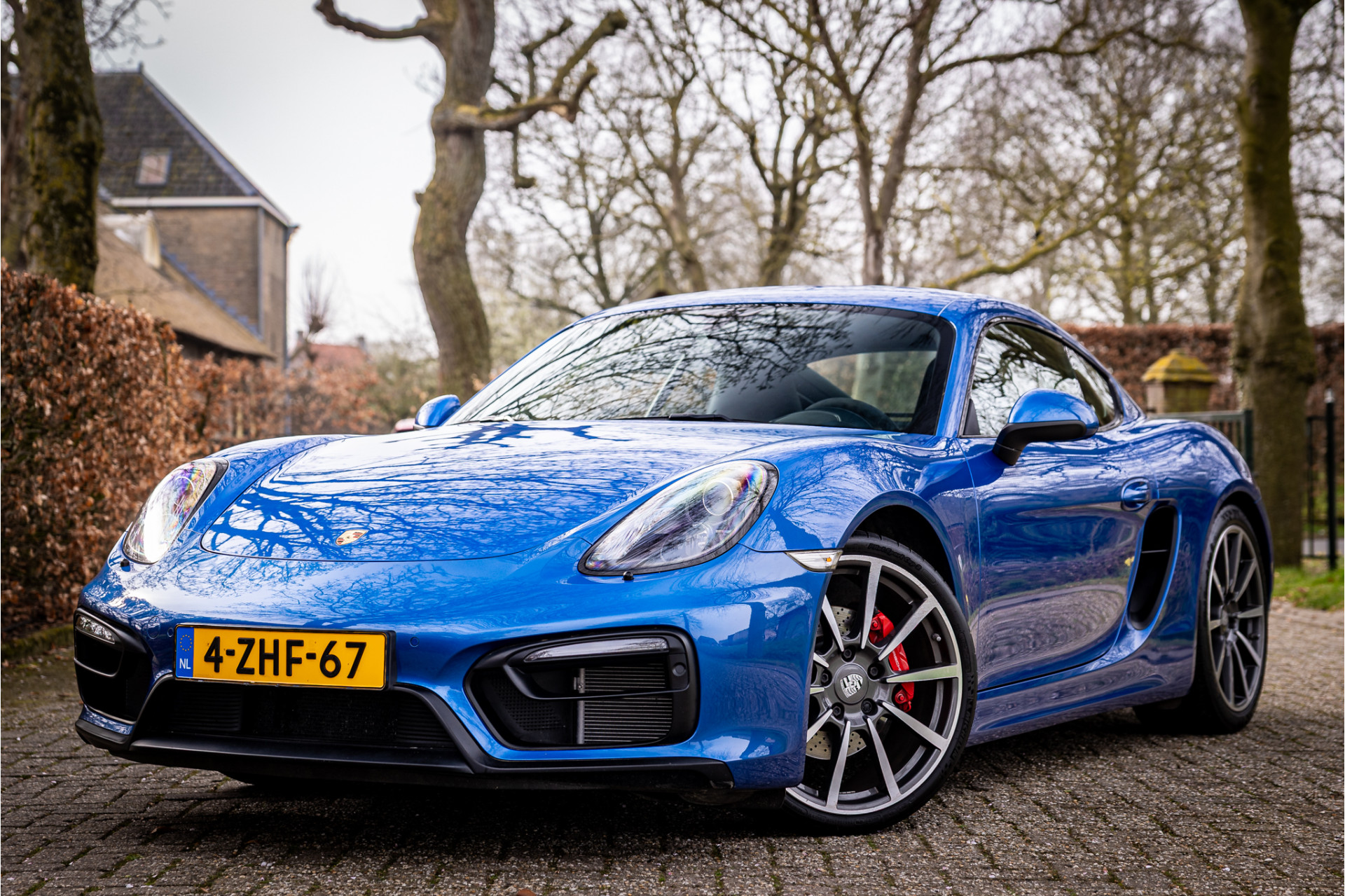 Foto van Porsche Cayman GTS