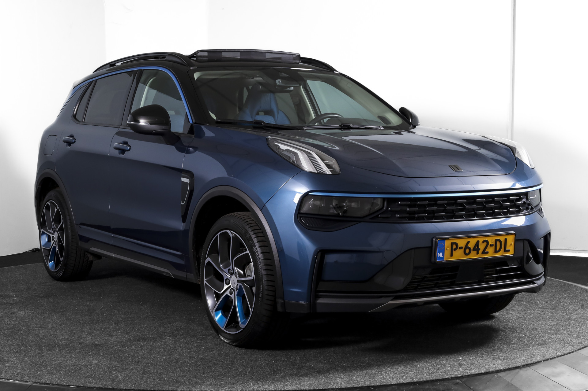 Foto van Lynk&co LYNK & Co 01