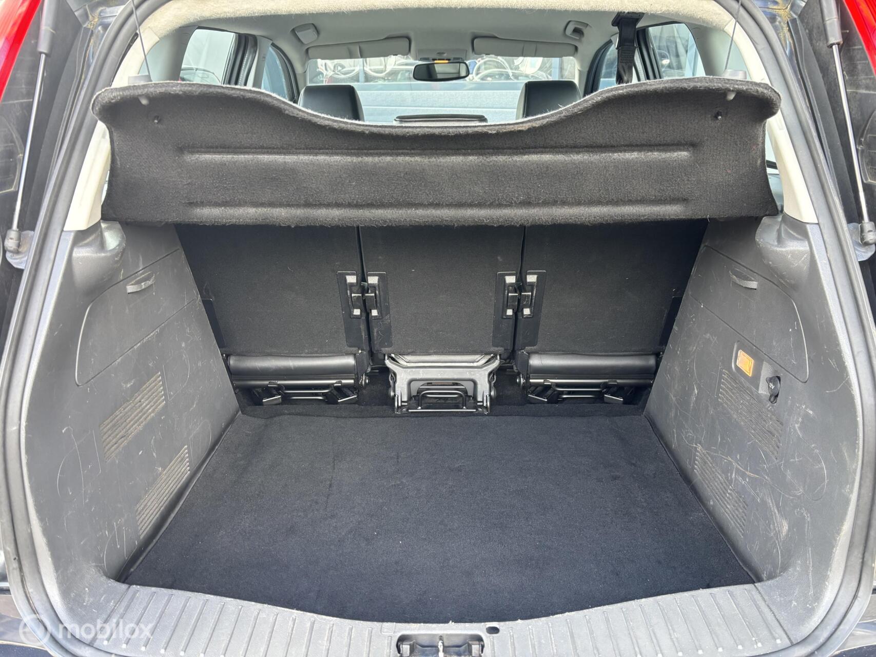 Foto van Ford C-max