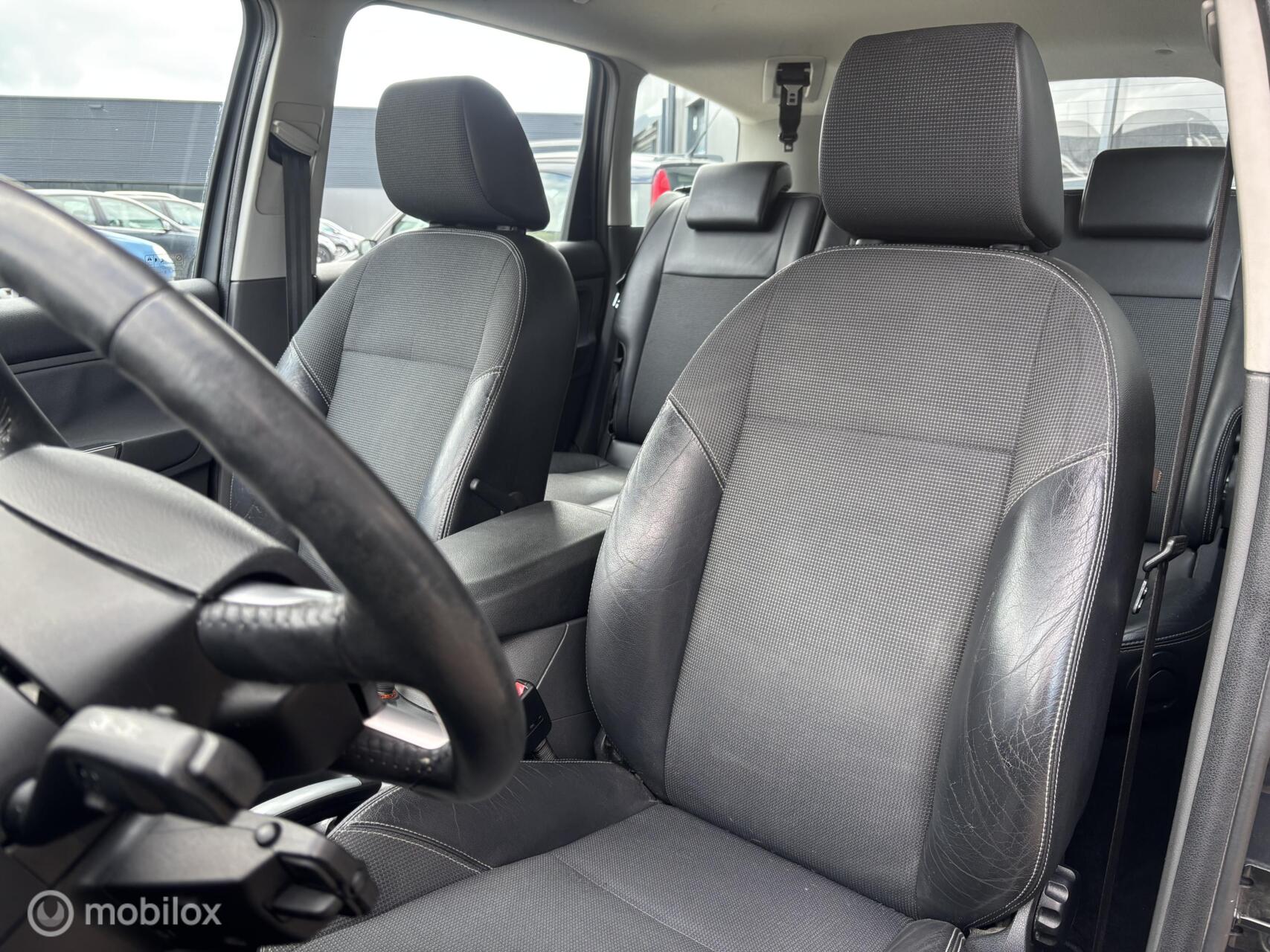 Foto van Ford C-max