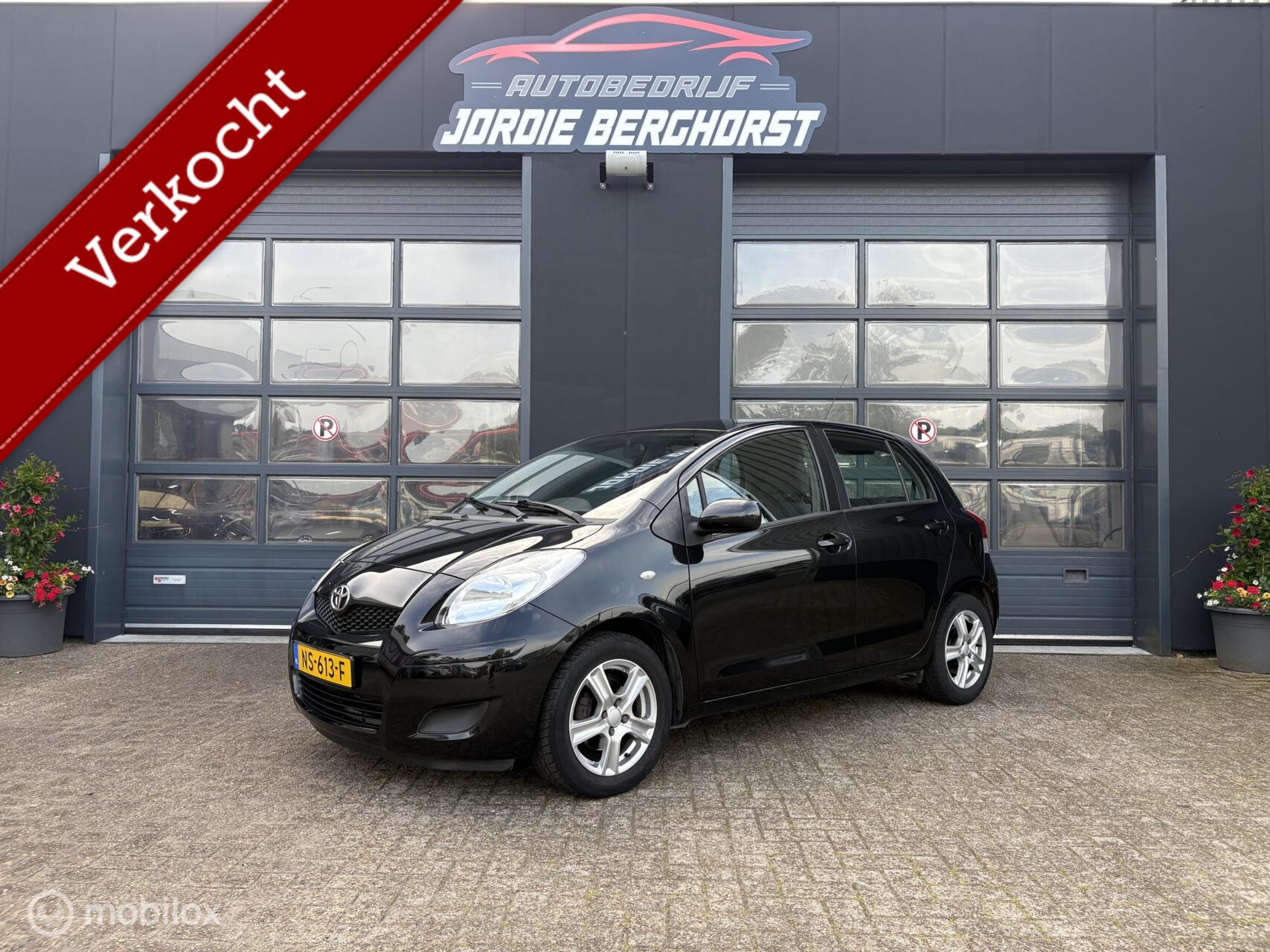 Toyota Toyota Yaris 1.3 VVTi Comfort 2009 - voorkant