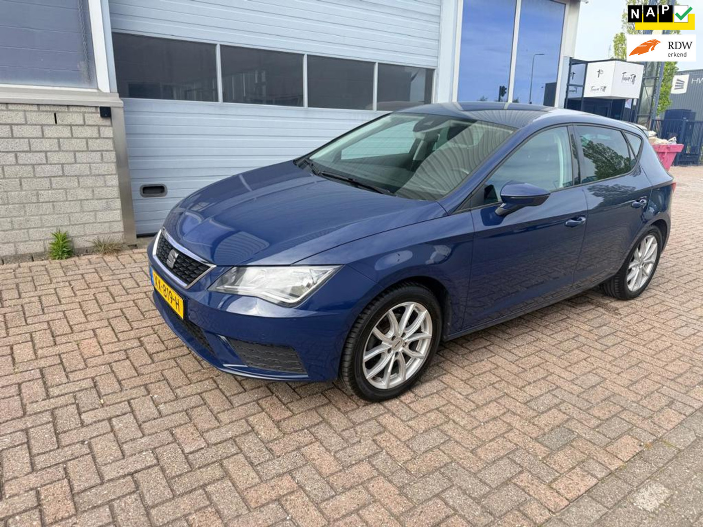 Seat Leon 1.5 TGI Style Business Intense 2019 - voorkant