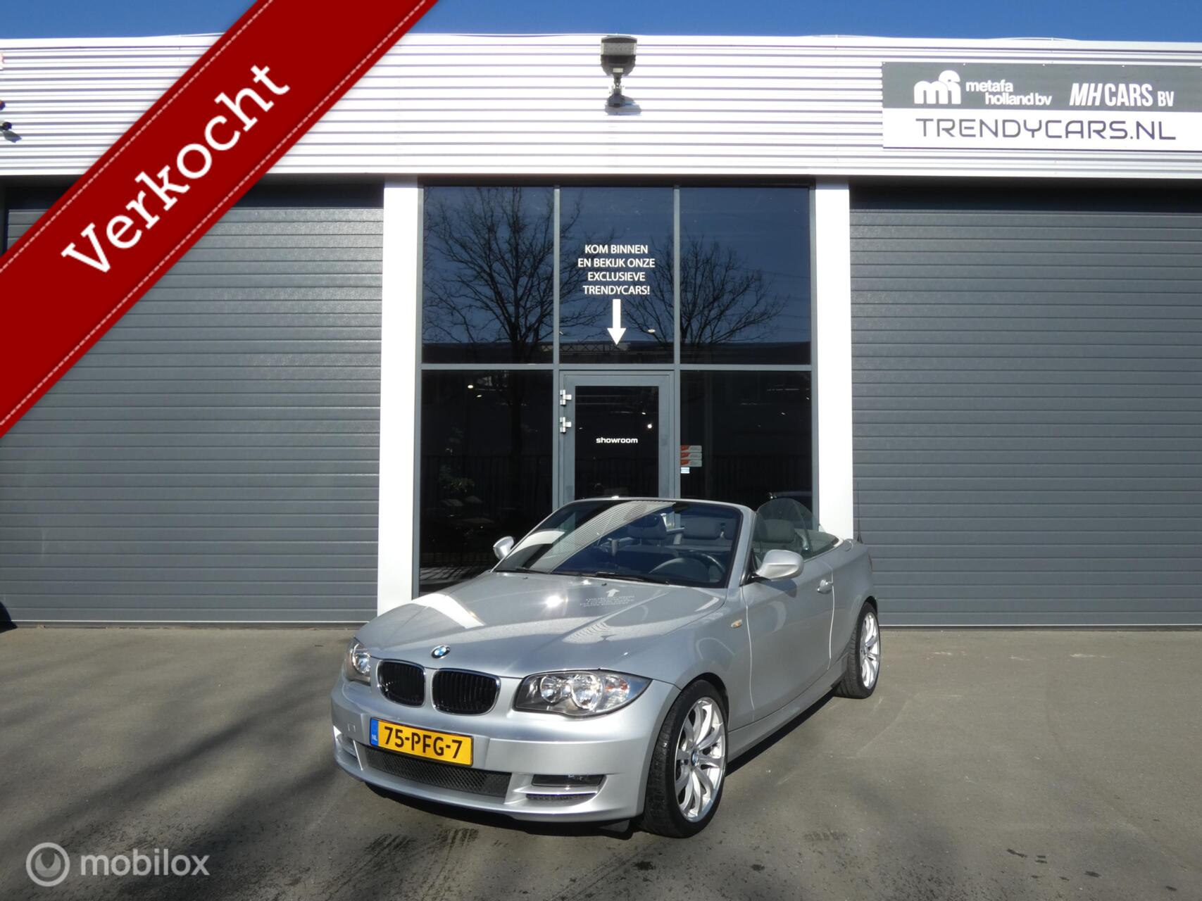 BMW 118i 118i Executive / Lage kmstand / NAP 2011 - voorkant