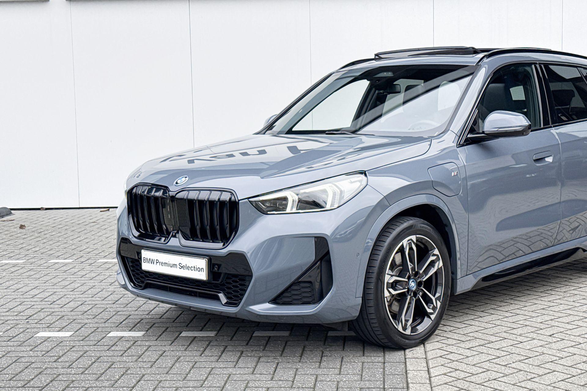 Foto van BMW X1 Xdrive25e