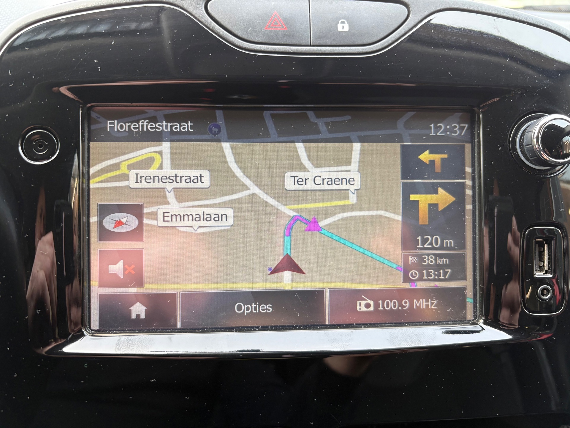 Foto van Renault Clio
