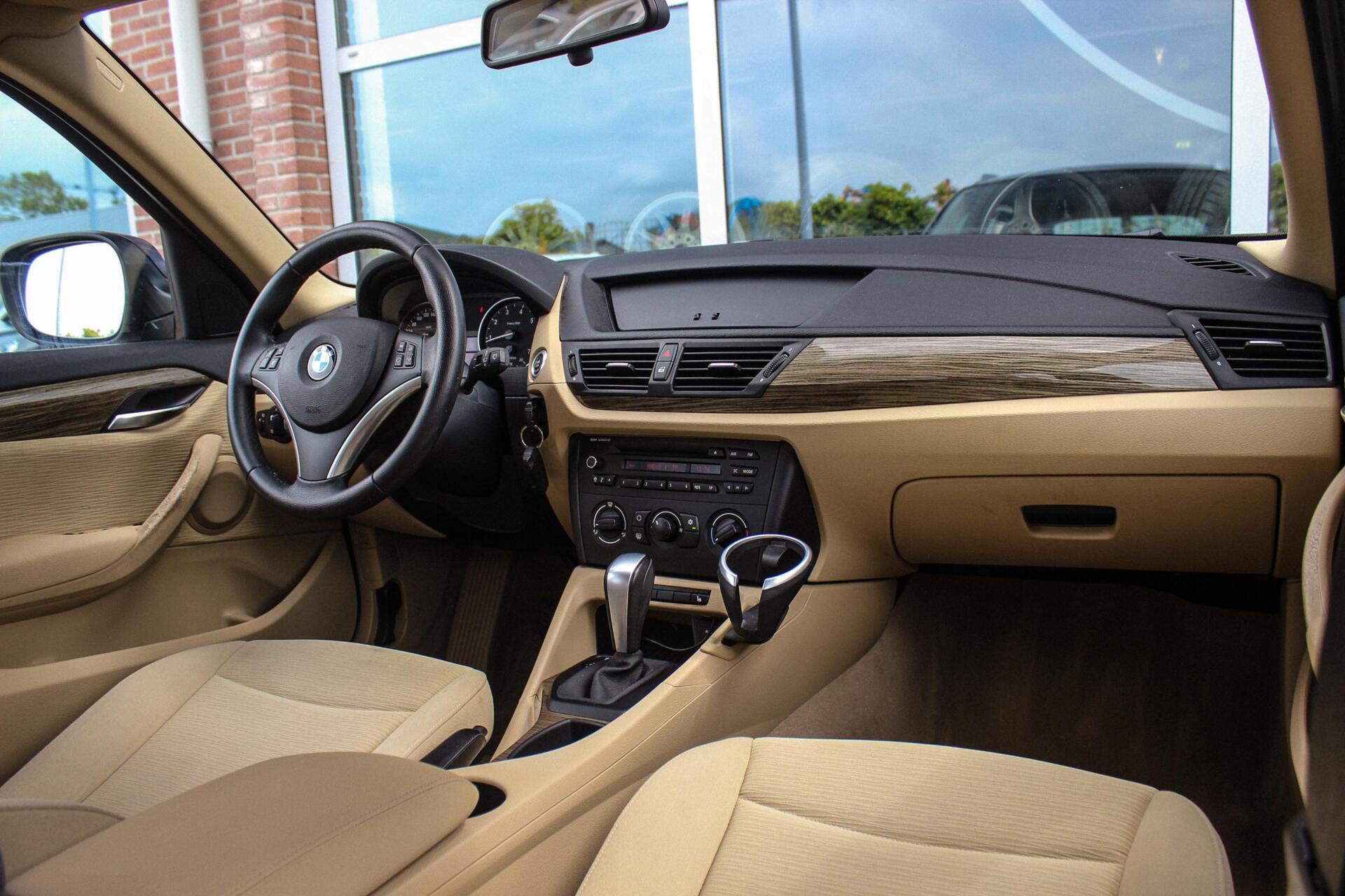 Foto van BMW X1 sDrive 18i
