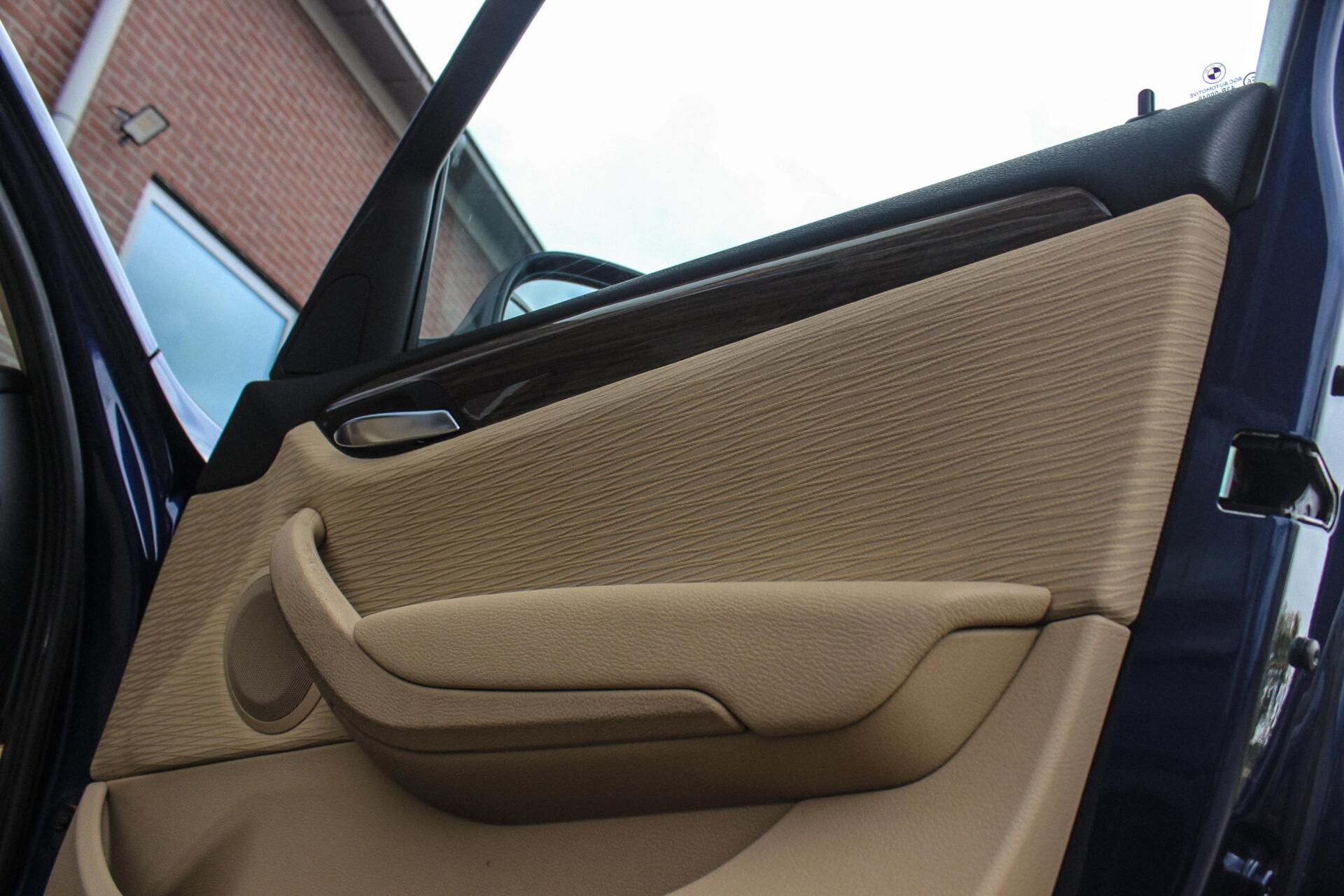 Foto van BMW X1 sDrive 18i