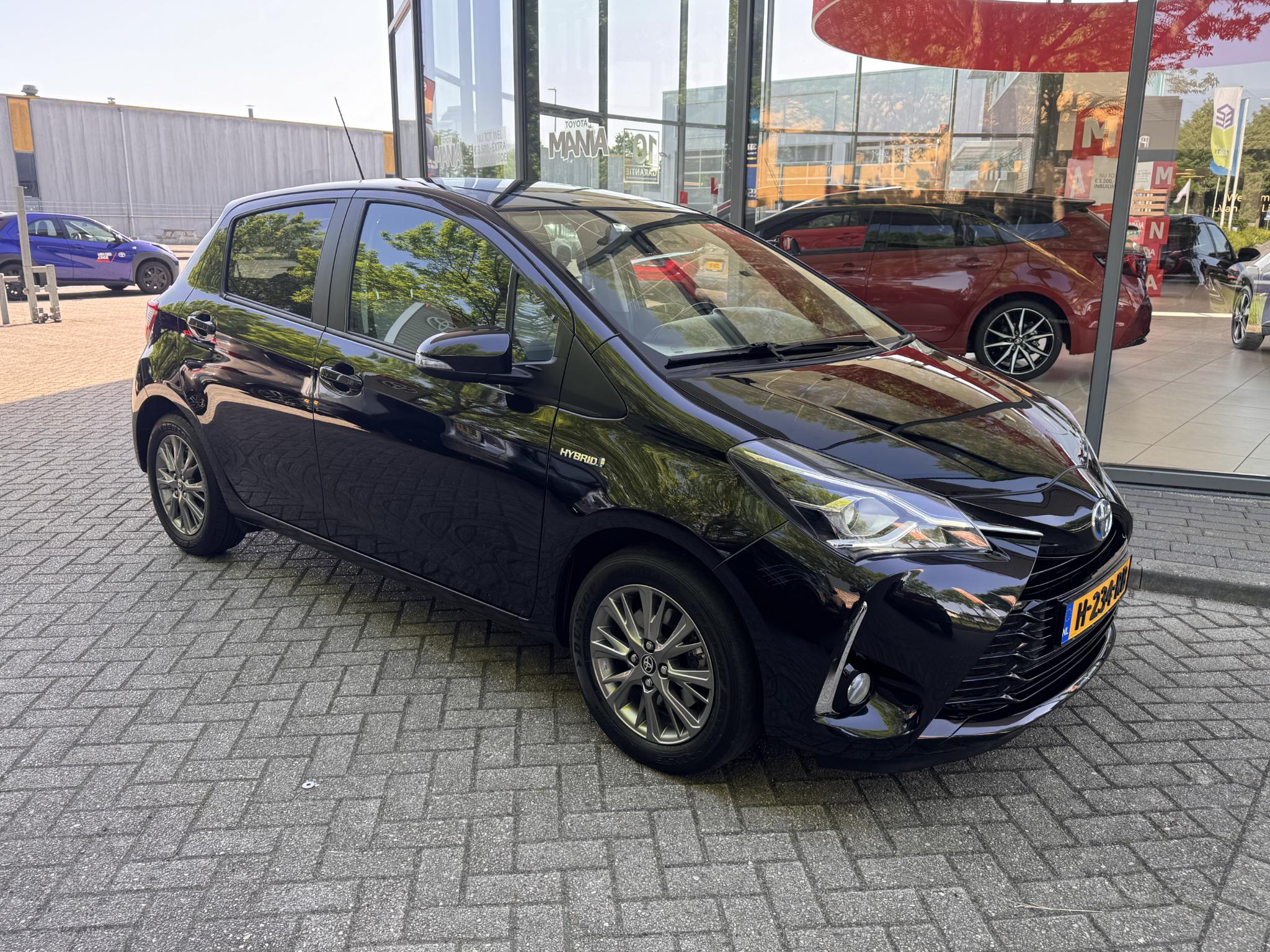 Foto van Toyota Toyota Yaris Hybrid