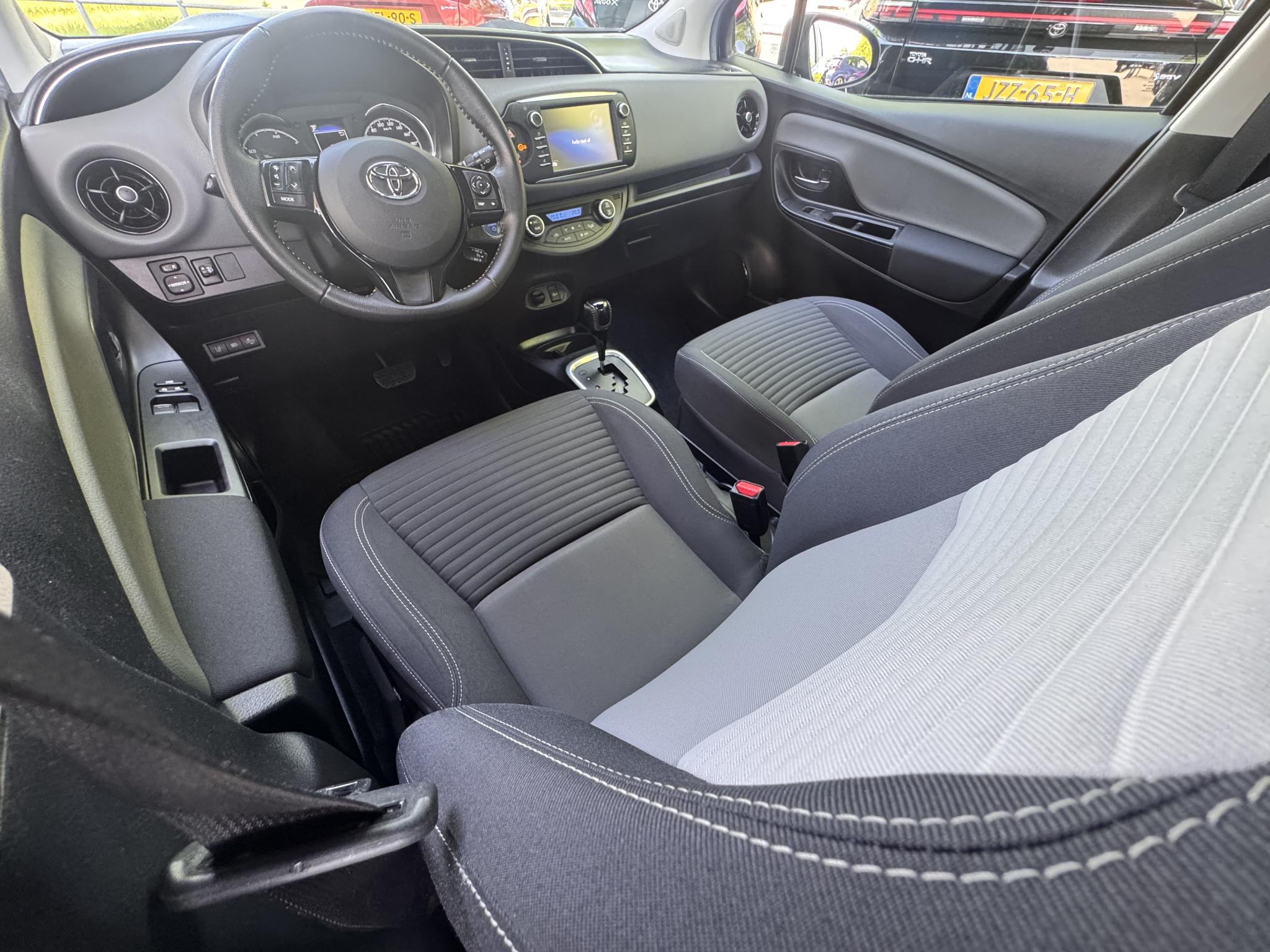 Foto van Toyota Toyota Yaris Hybrid