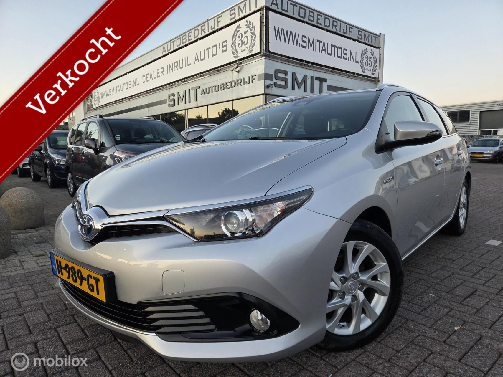 Toyota Toyota Auris 1.8 Hybrid Touring Sports Dynamic Go|Stoel W| 2018 - voorkant