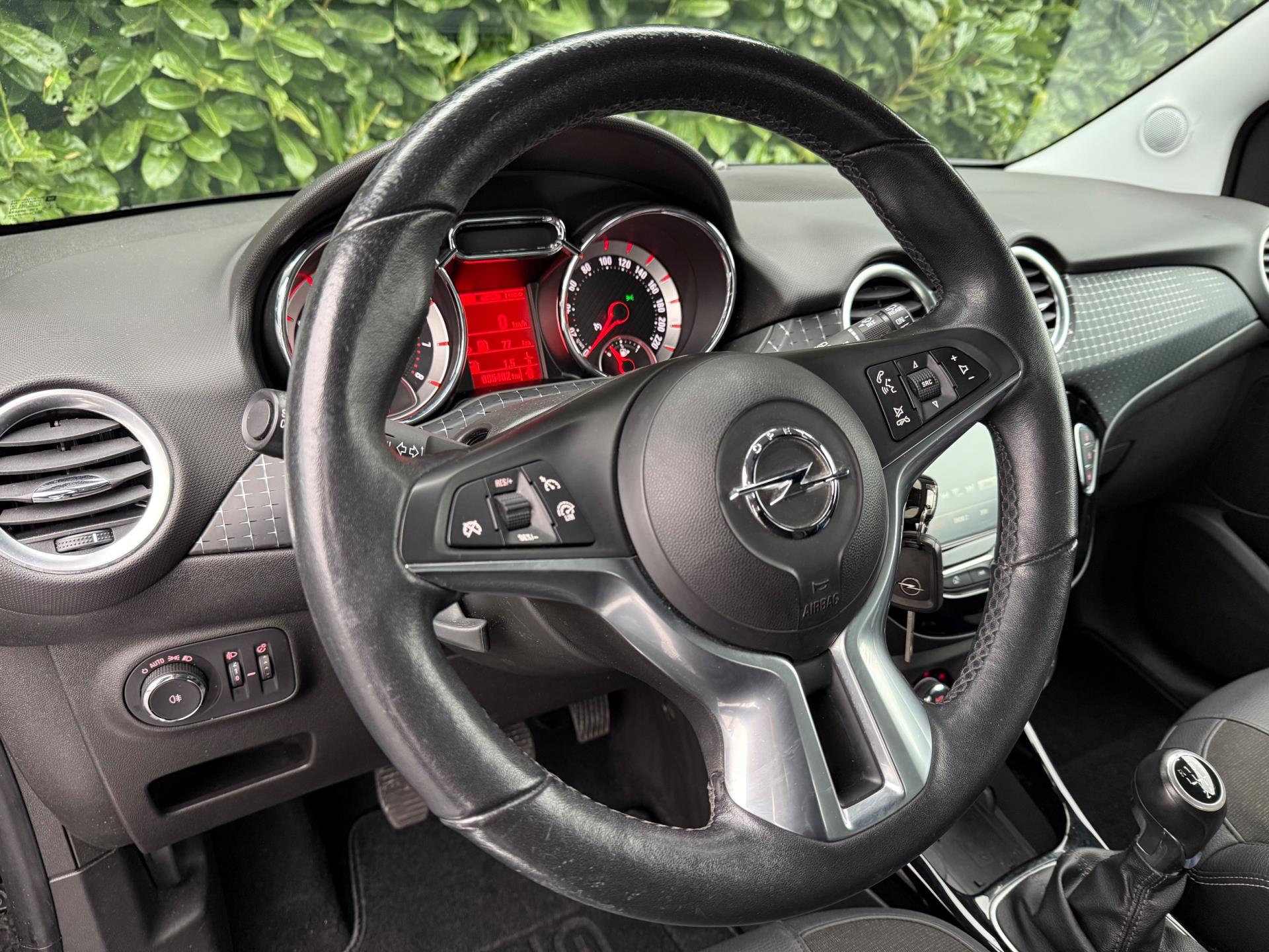 Foto van Opel Adam