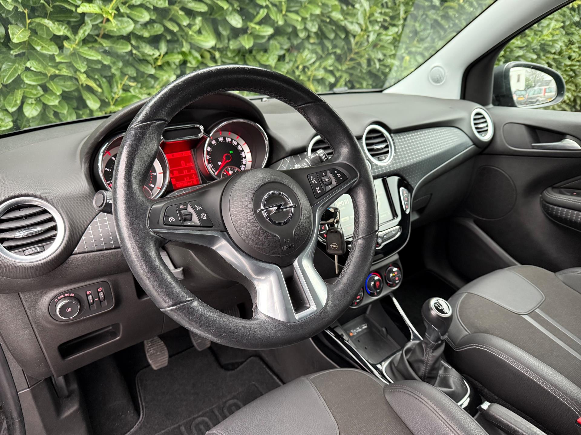 Foto van Opel Adam