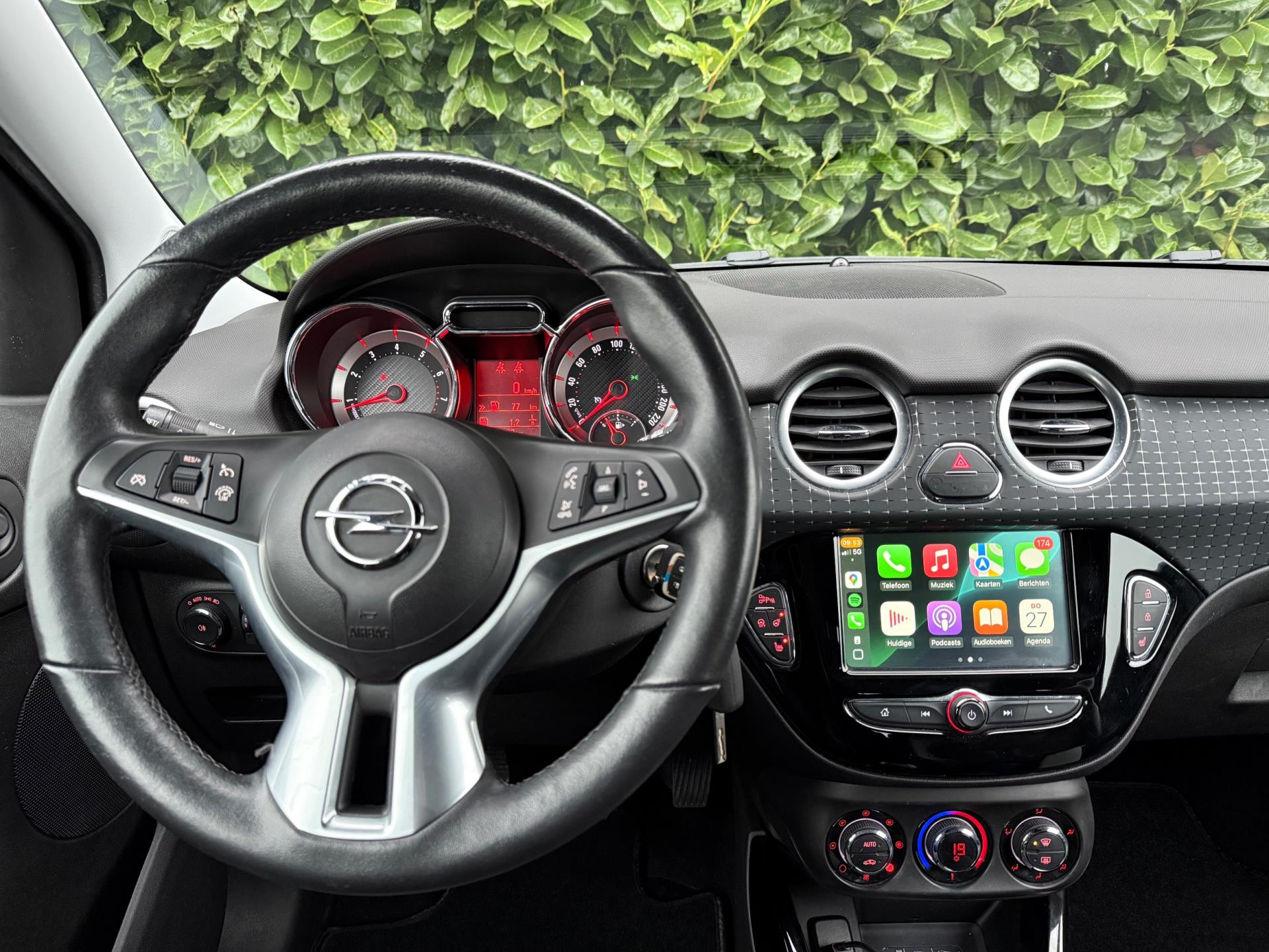 Foto van Opel Adam