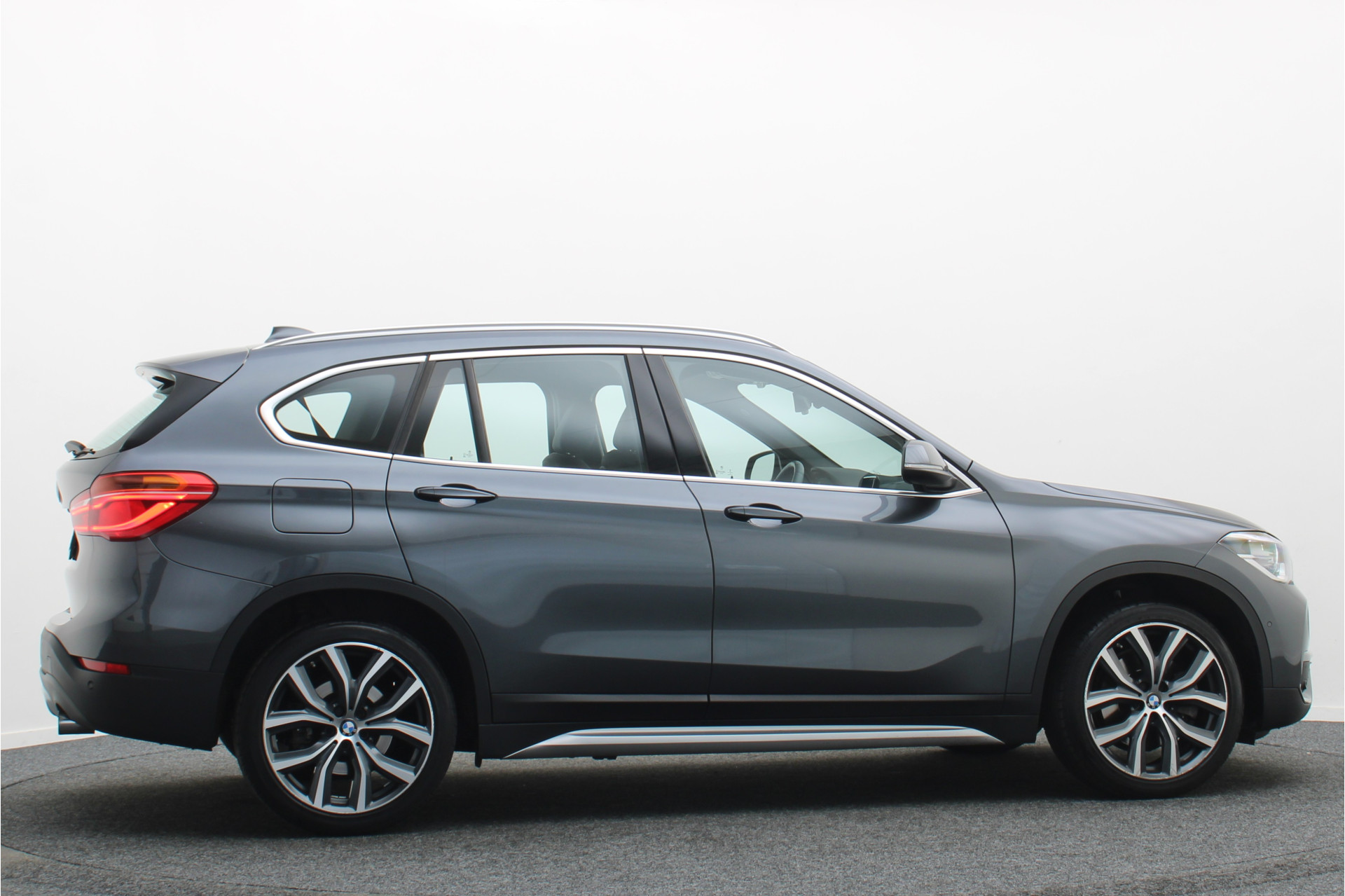 Foto van BMW X1 Xdrive20i