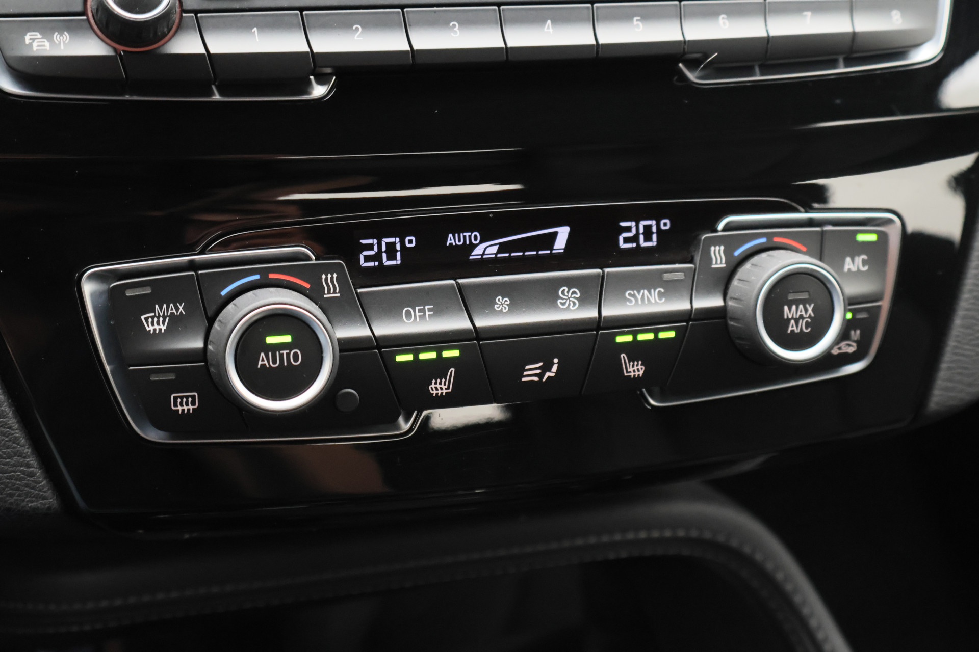 Foto van BMW X1 Xdrive20i