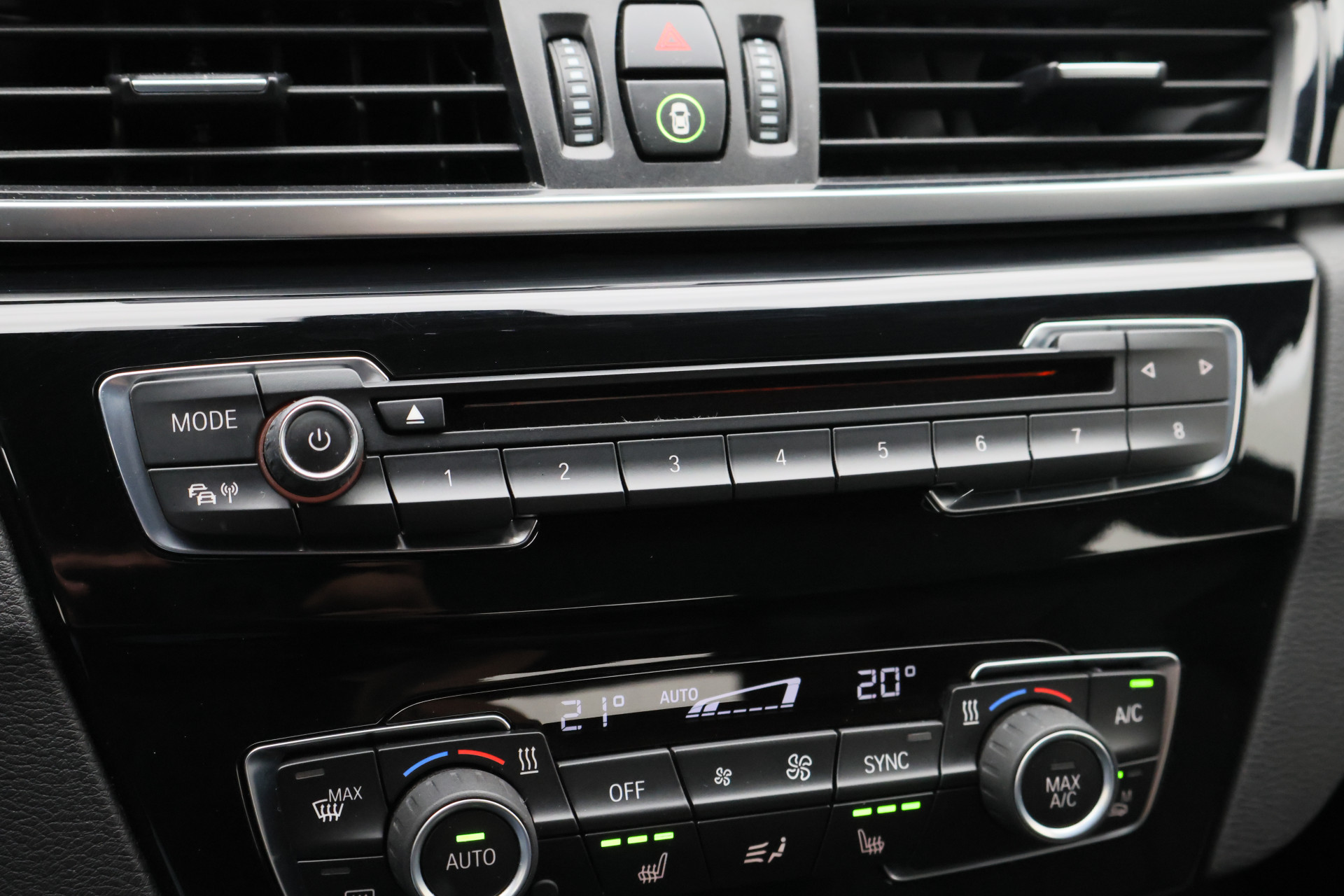 Foto van BMW X1 Xdrive20i