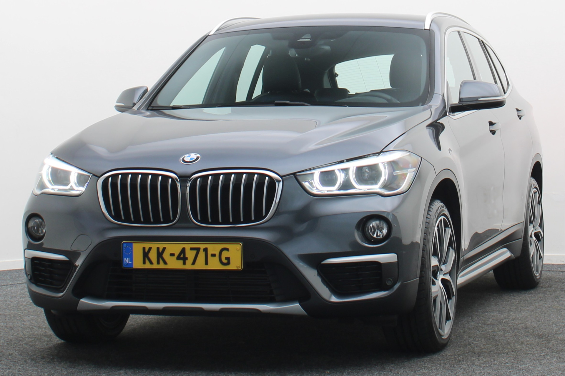 Foto van BMW X1 Xdrive20i