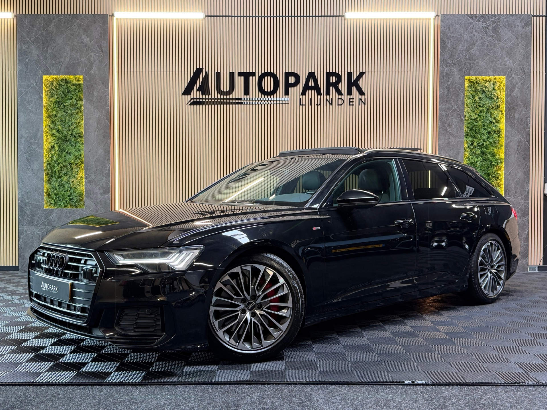 Foto van AUDI A6 Avant 55 TFSI e